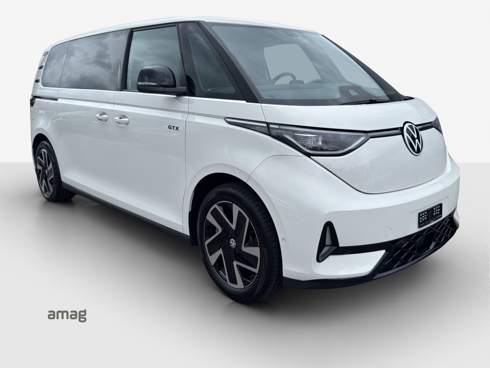VW ID.Buzz LWB GTX 4 Motion-image-5