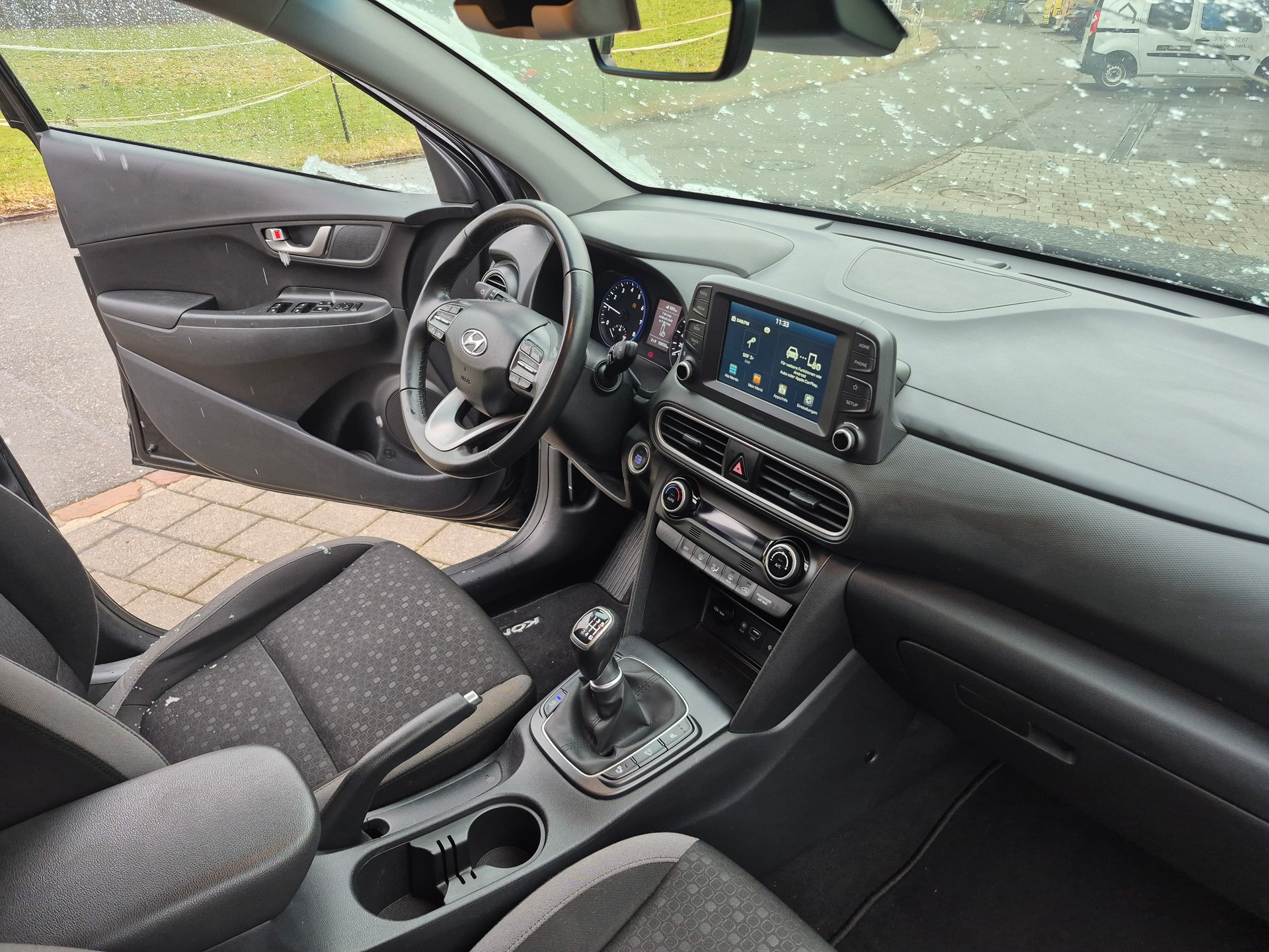 HYUNDAI Kona 1.0 T-GDi Launch Plus 2WD-image-9