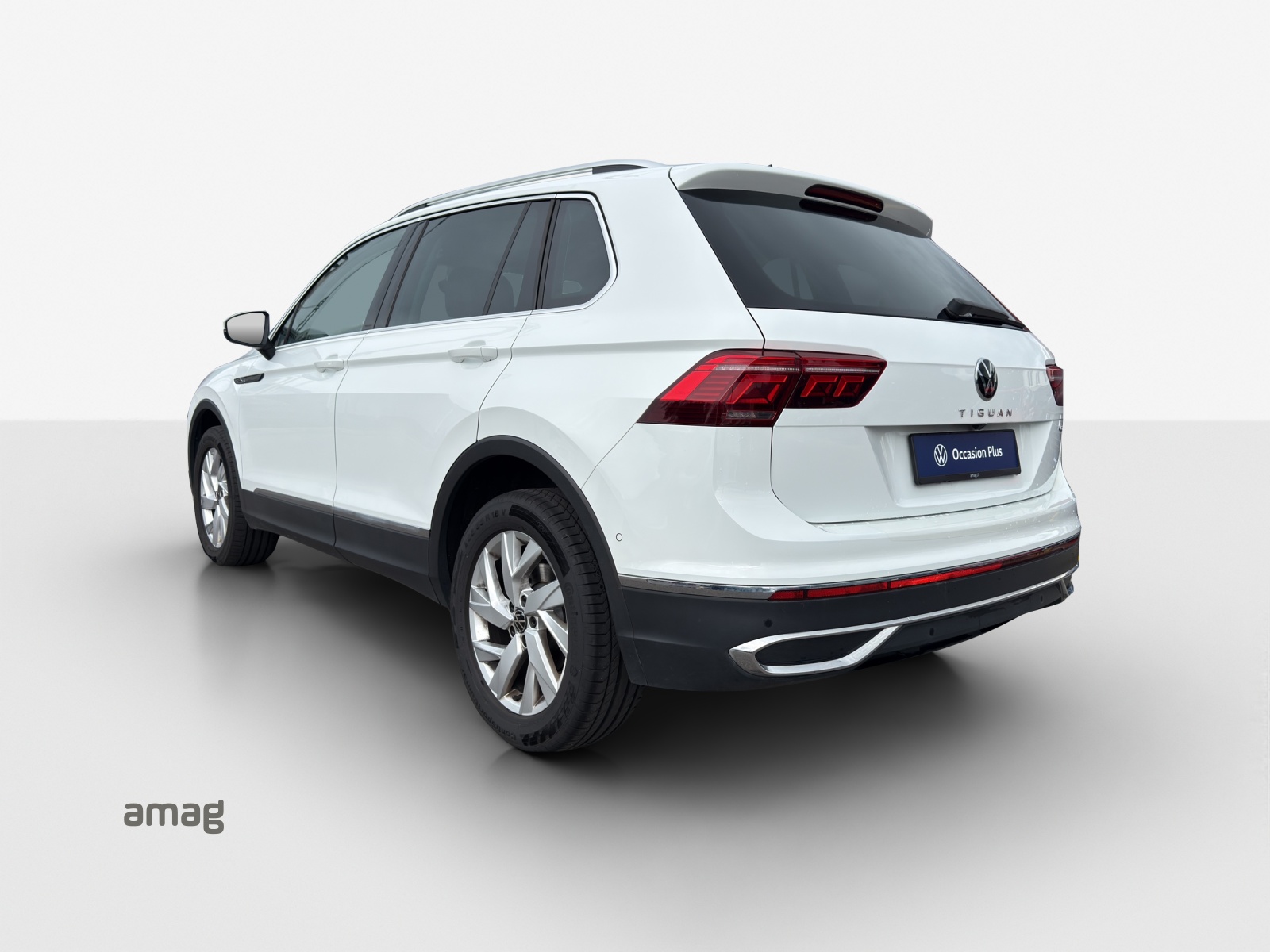 VW Tiguan 2.0 TDI SCR Elegance 4Motion DSG-image-2