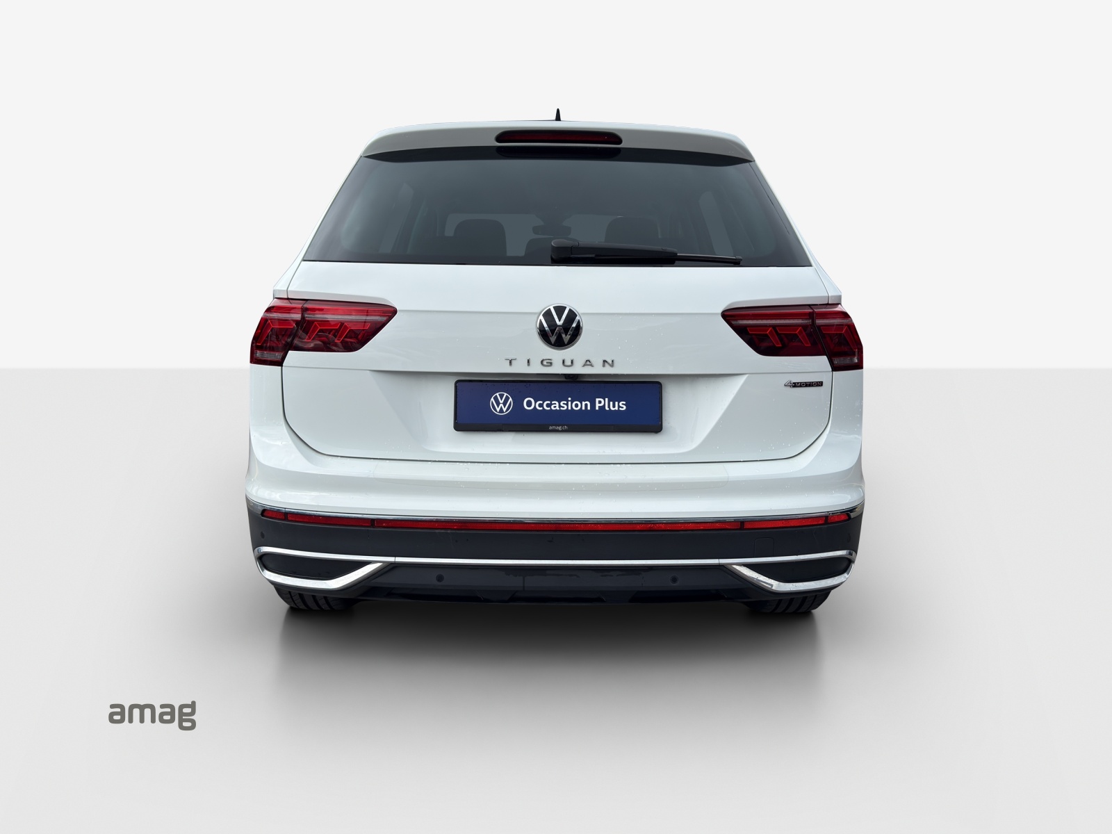 VW Tiguan 2.0 TDI SCR Elegance 4Motion DSG-image-3