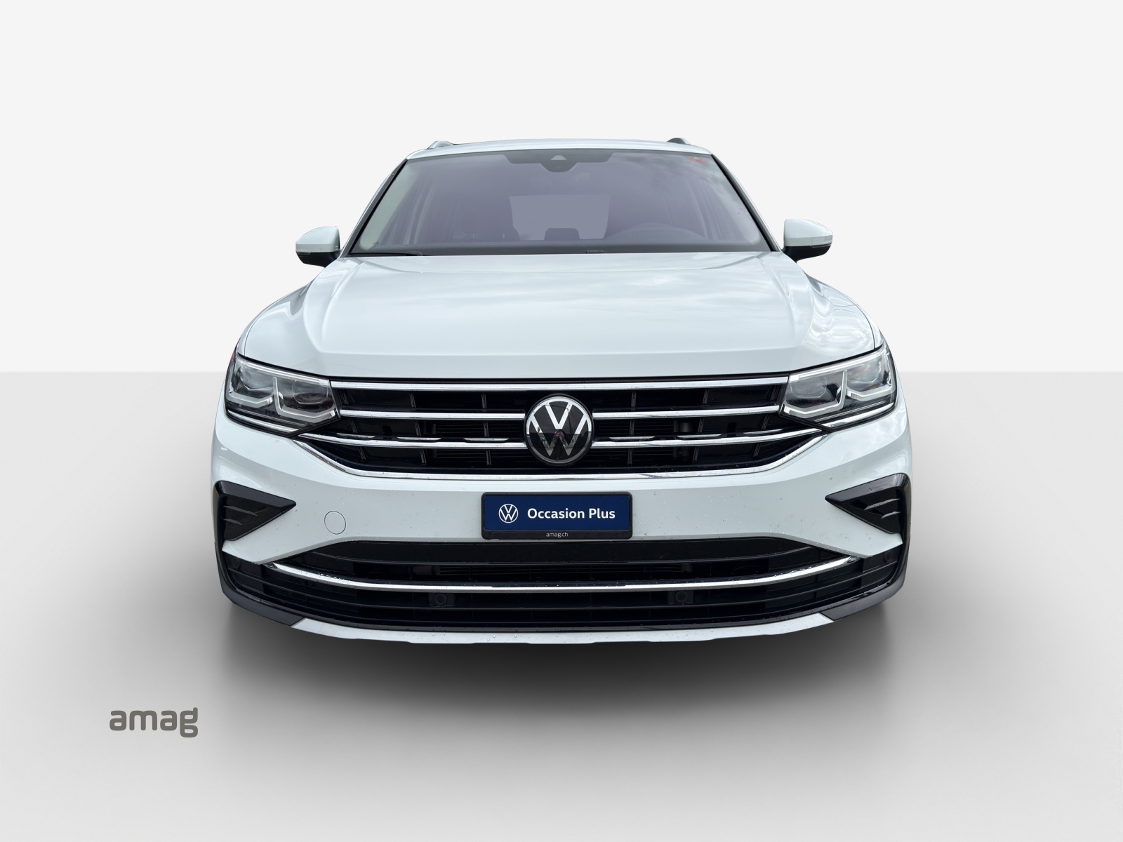 VW Tiguan 2.0 TDI SCR Elegance 4Motion DSG-image-6