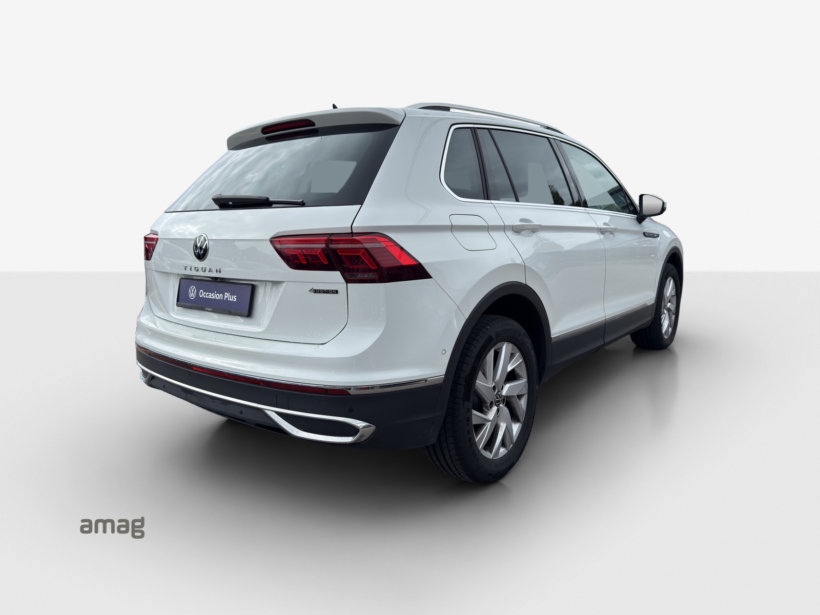 VW Tiguan 2.0 TDI SCR Elegance 4Motion DSG-image-4