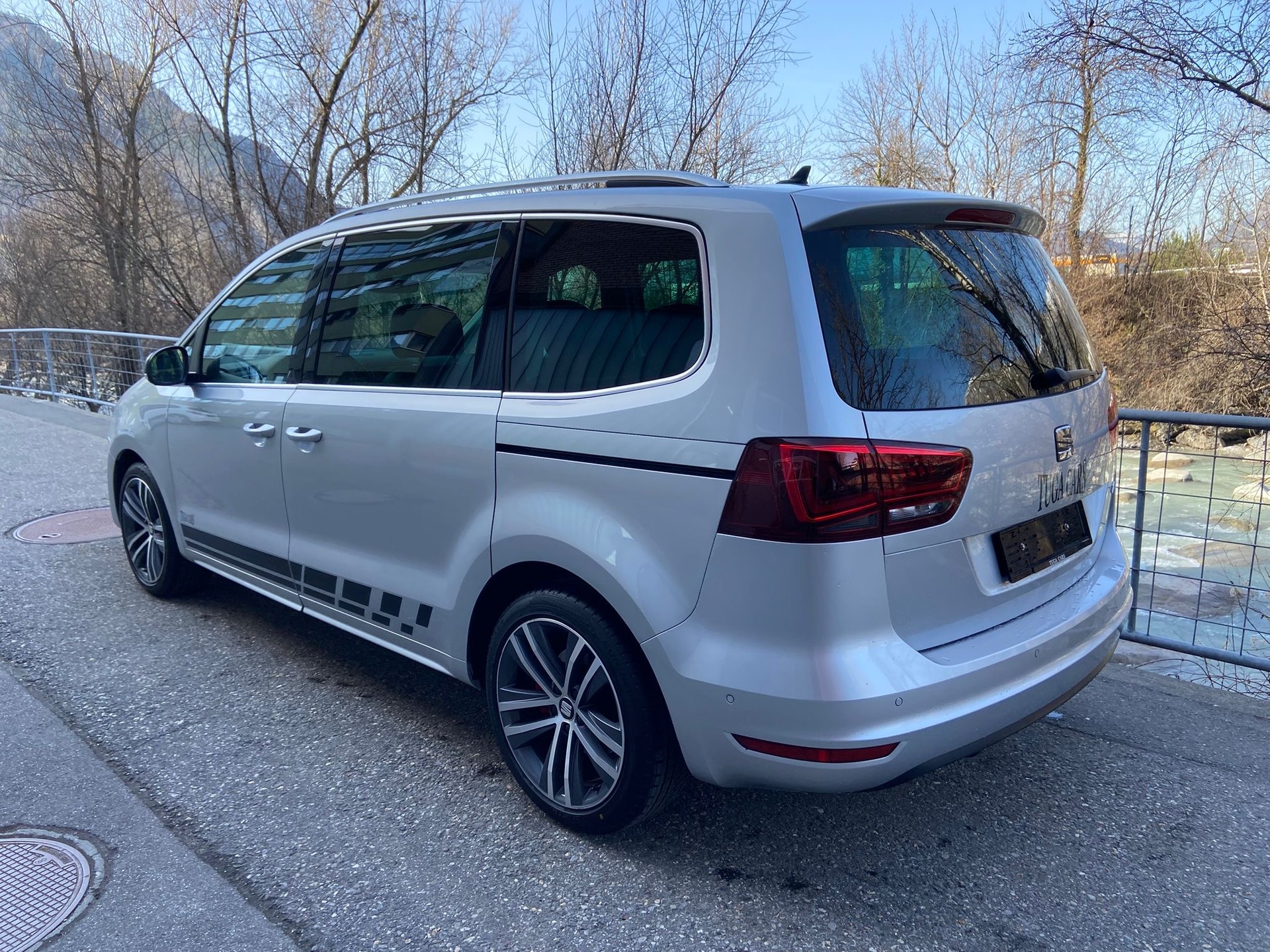 SEAT Alhambra 1.4 TSI FR Line-showroom-element-1