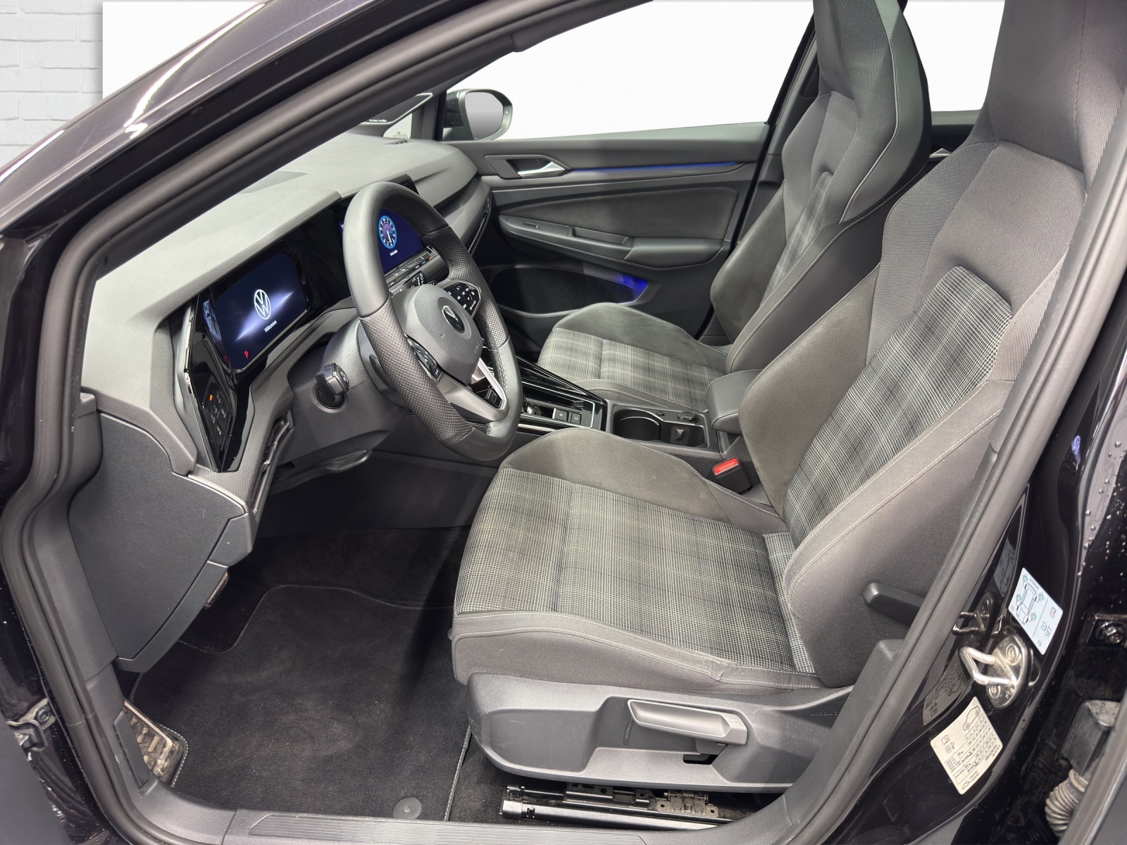 VW Golf VIII 2.0 TDI GTD DSG-image-6