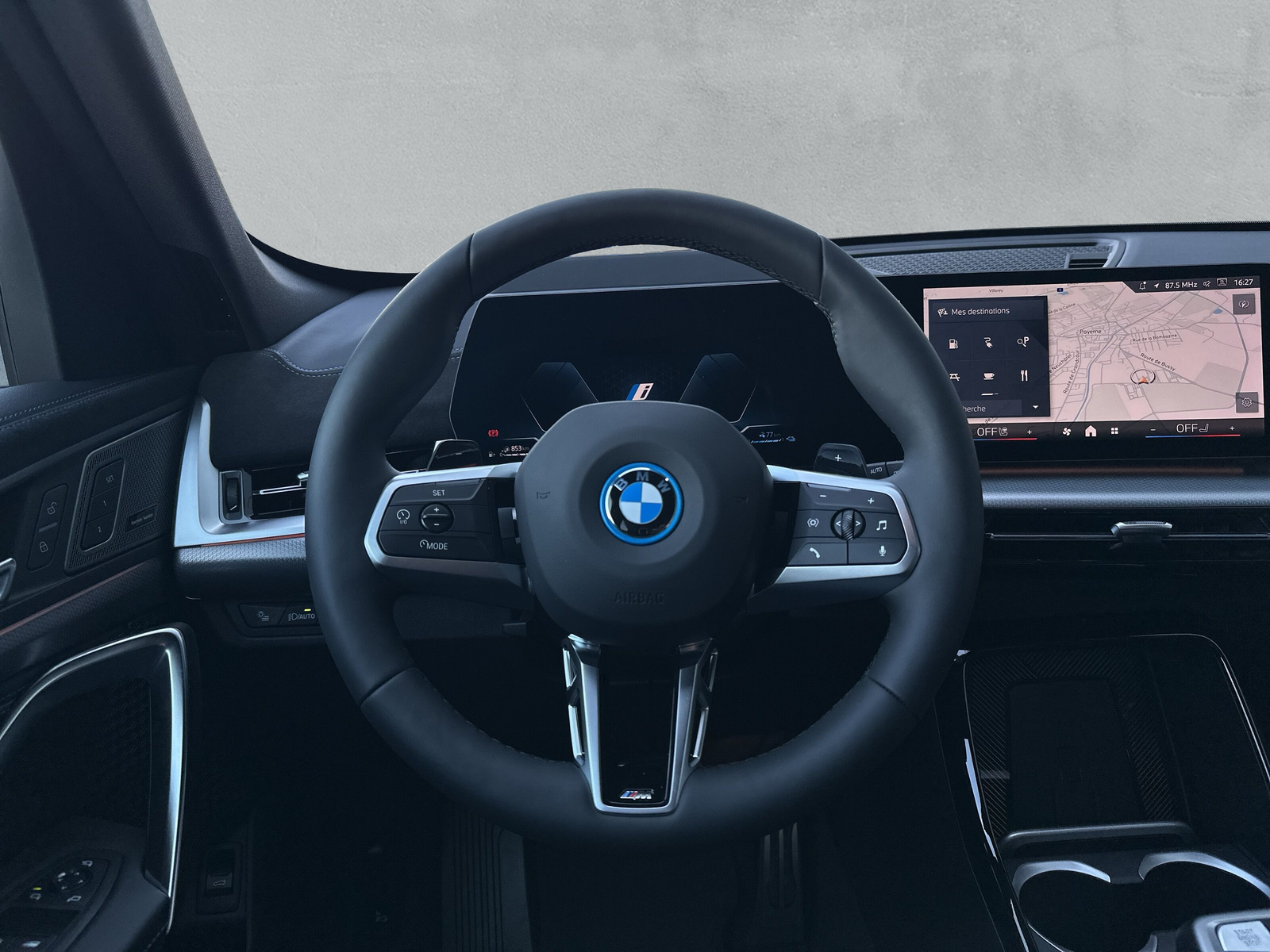BMW X1 xDrive 25e M Sport**Action de leasing à 0.9%**-image-15