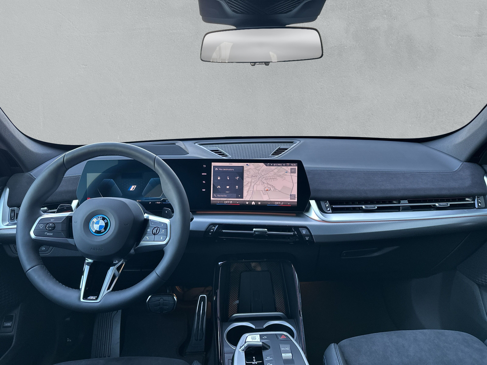 BMW X1 xDrive 25e M Sport**Action de leasing à 0.9%**-image-12