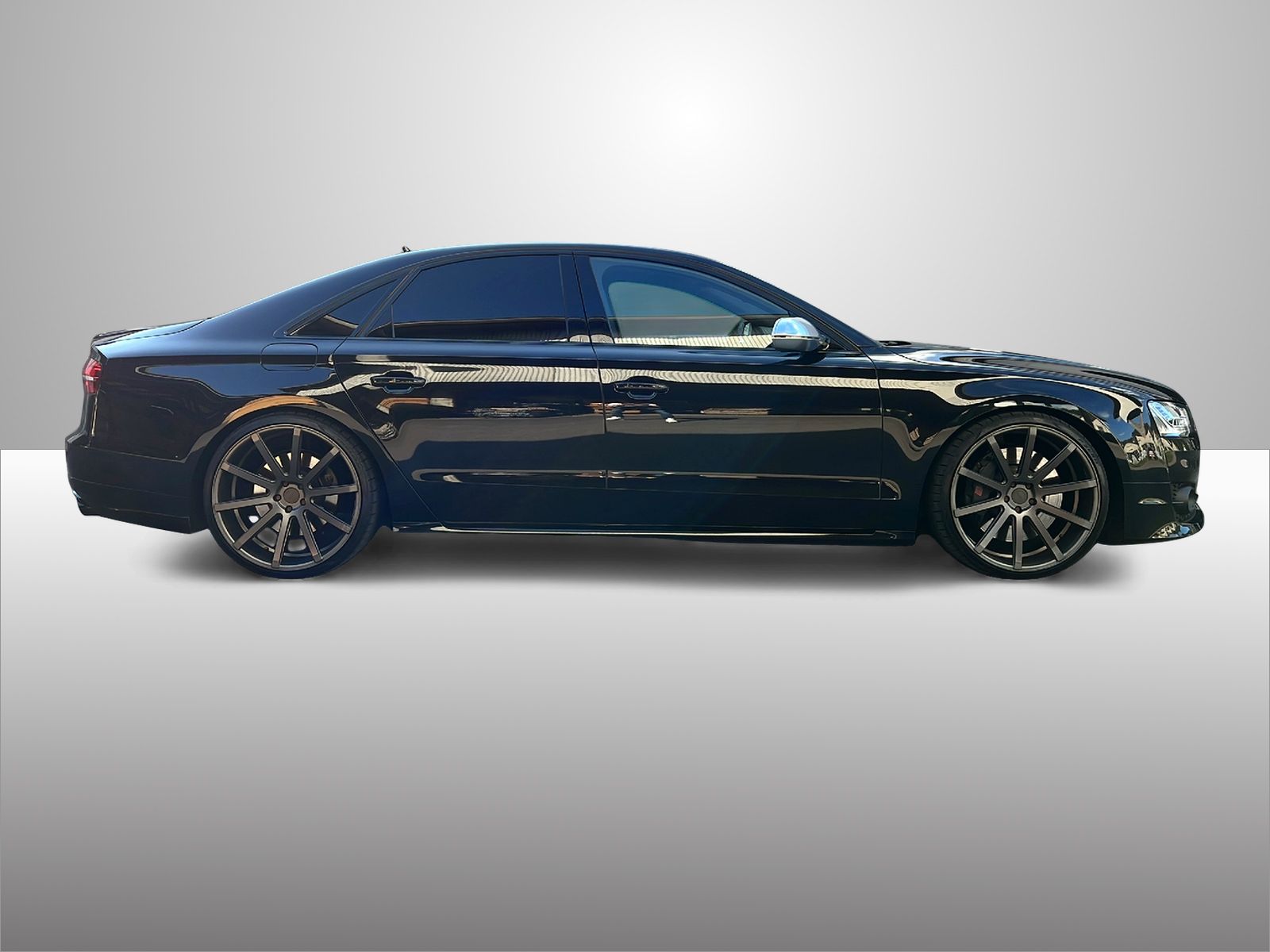 AUDI S8 4.0 TFSI V8 quattro tiptronic-image-5