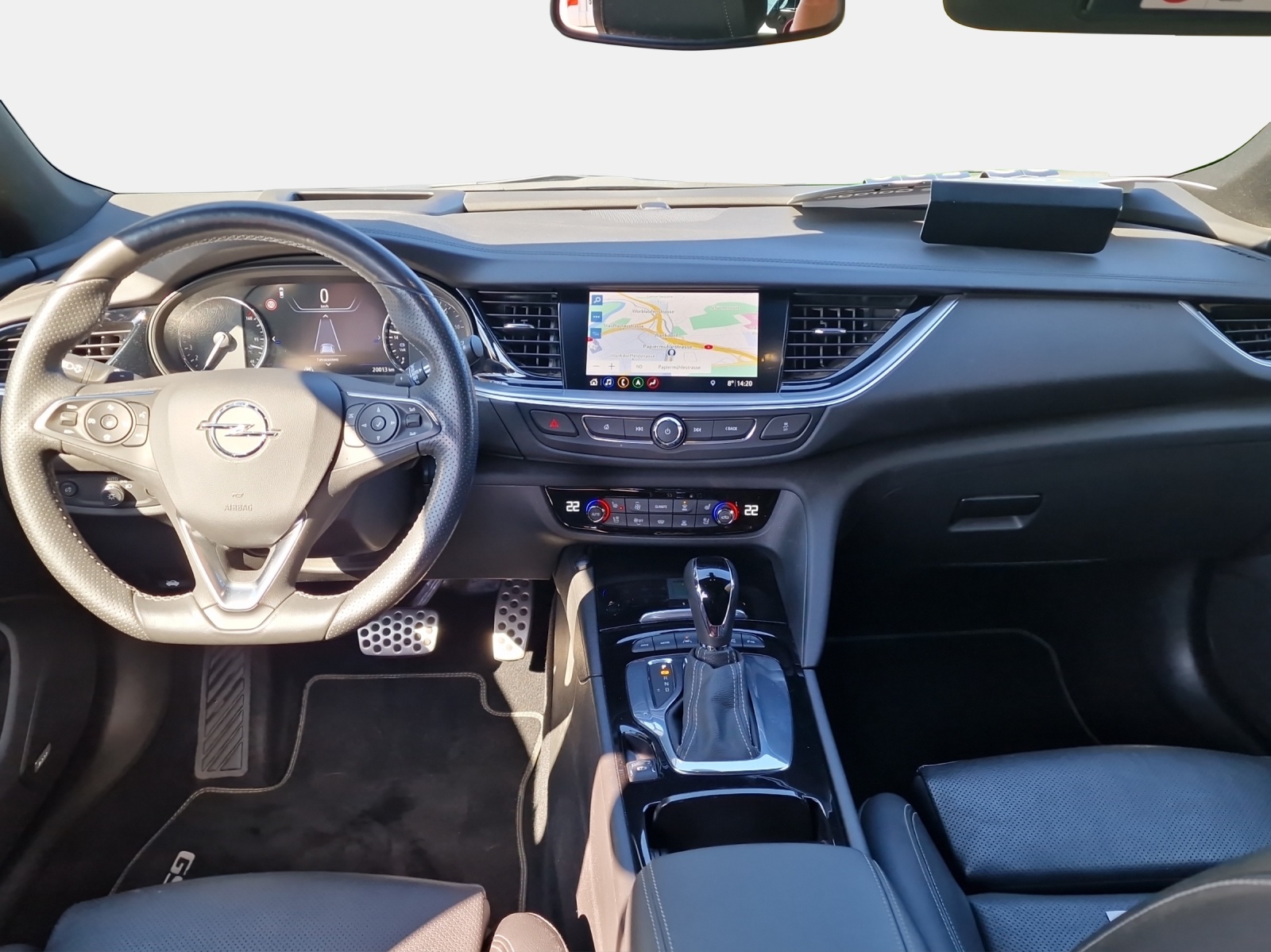 OPEL Insignia ST 2.0T/230 GSi 4x4-image-14