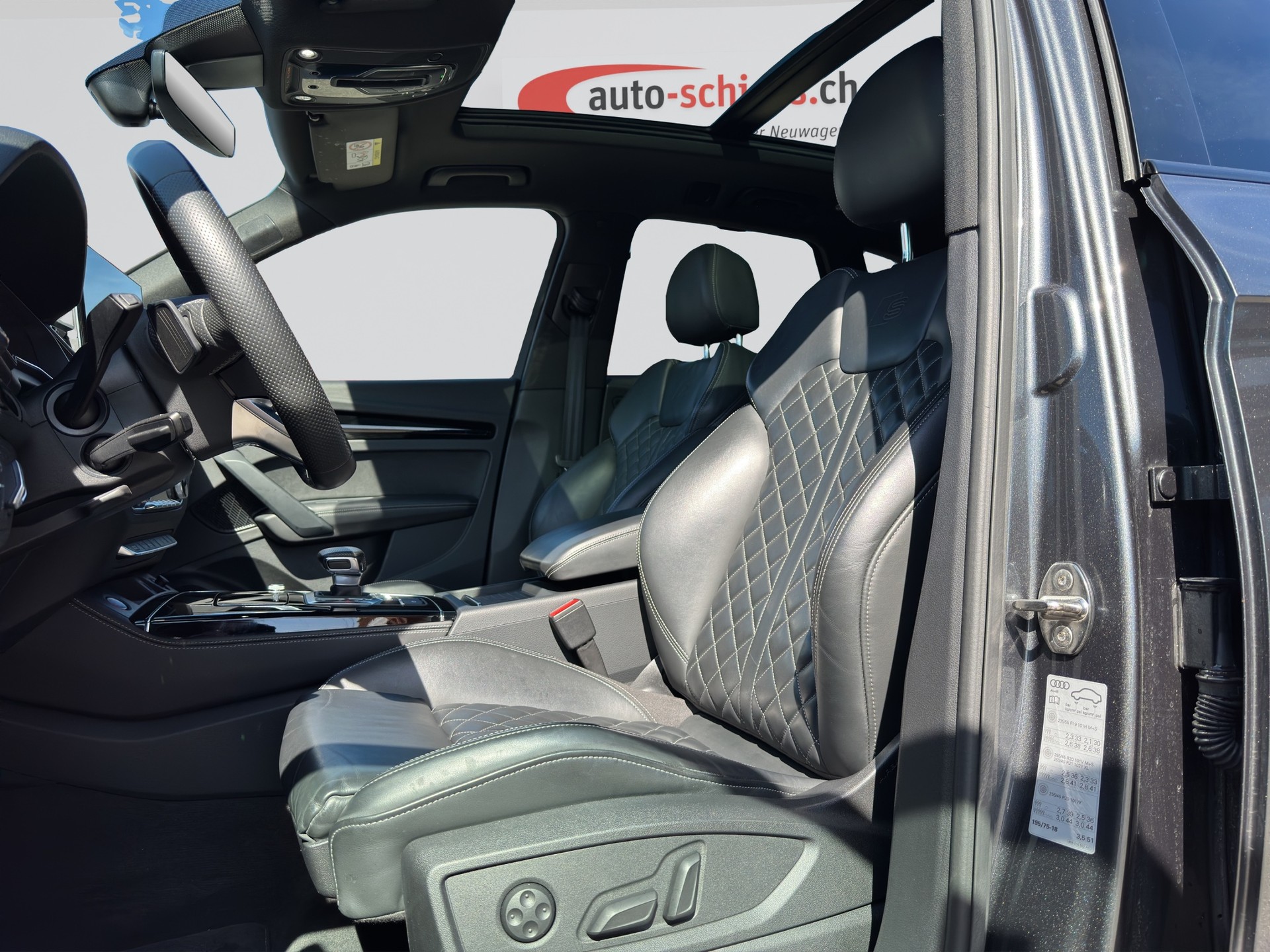 AUDI SQ5 TDI quattro Optikpaket Schwarz tiptronic-image-5