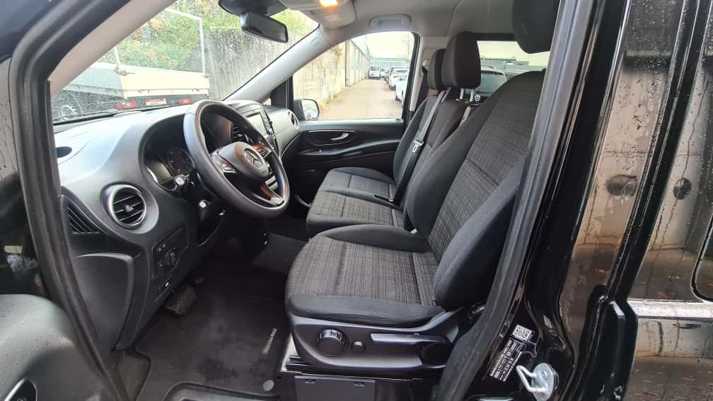 MERCEDES-BENZ Vito 116 BlueTec Tourer Pro 4Matic 7G-Tronic ** 6-Plätzer ** Gr-Navi ** RF-Kamera ** PDC V+H ** Frisch Ab MFK & Service **-image-12