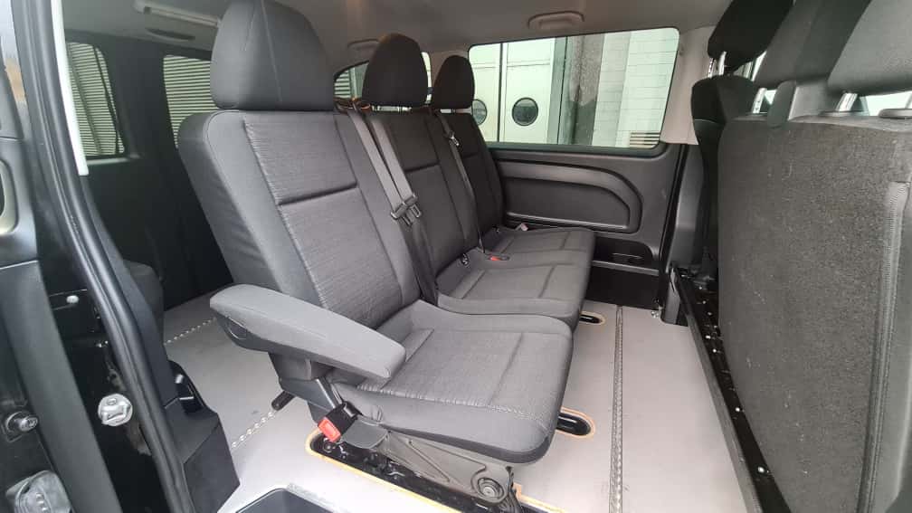 MERCEDES-BENZ Vito 116 BlueTec Tourer Pro 4Matic 7G-Tronic ** 6-Plätzer ** Gr-Navi ** RF-Kamera ** PDC V+H ** Frisch Ab MFK & Service **-image-13