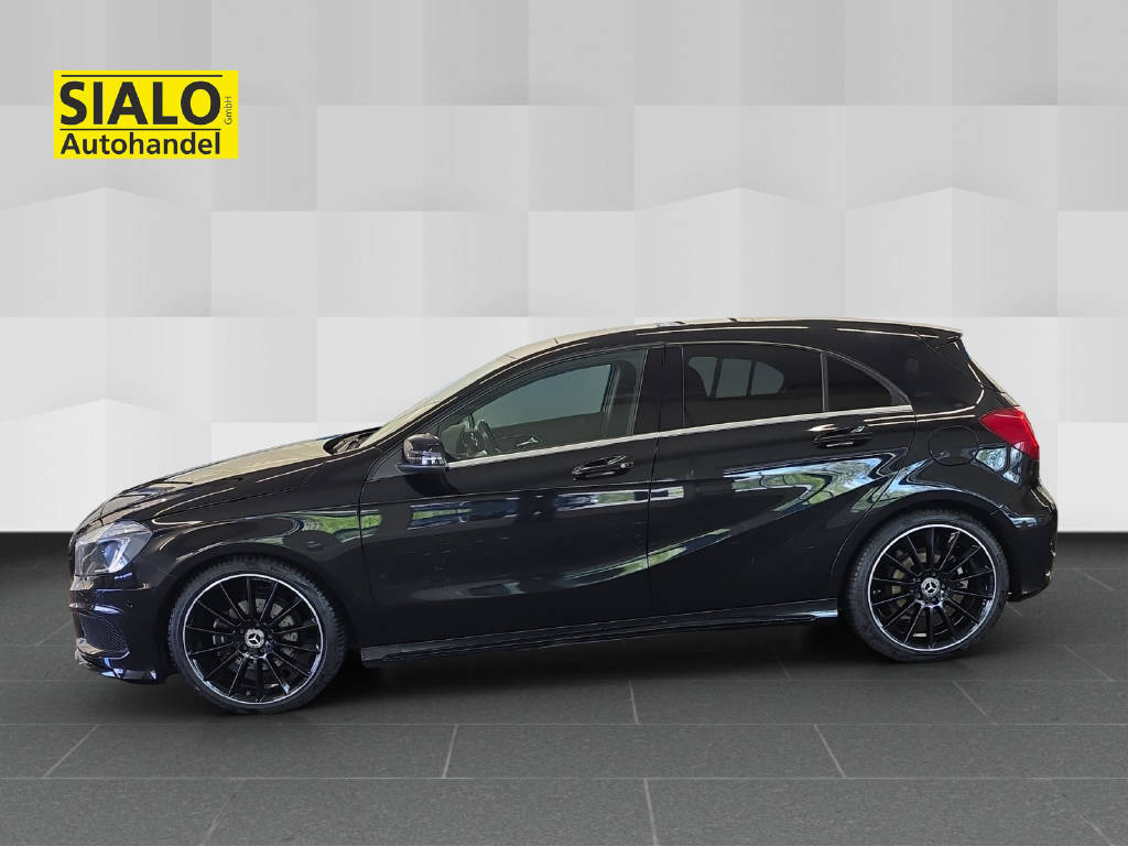 MERCEDES-BENZ A 200 AMG Line-image-3