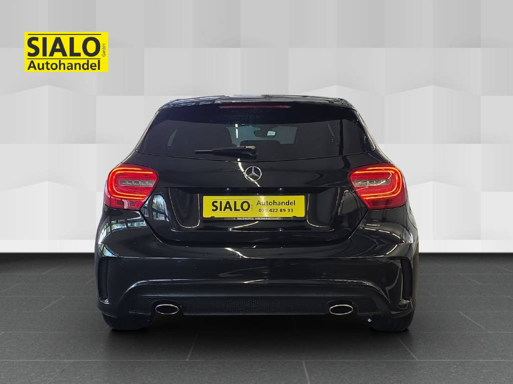 MERCEDES-BENZ A 200 AMG Line-image-6