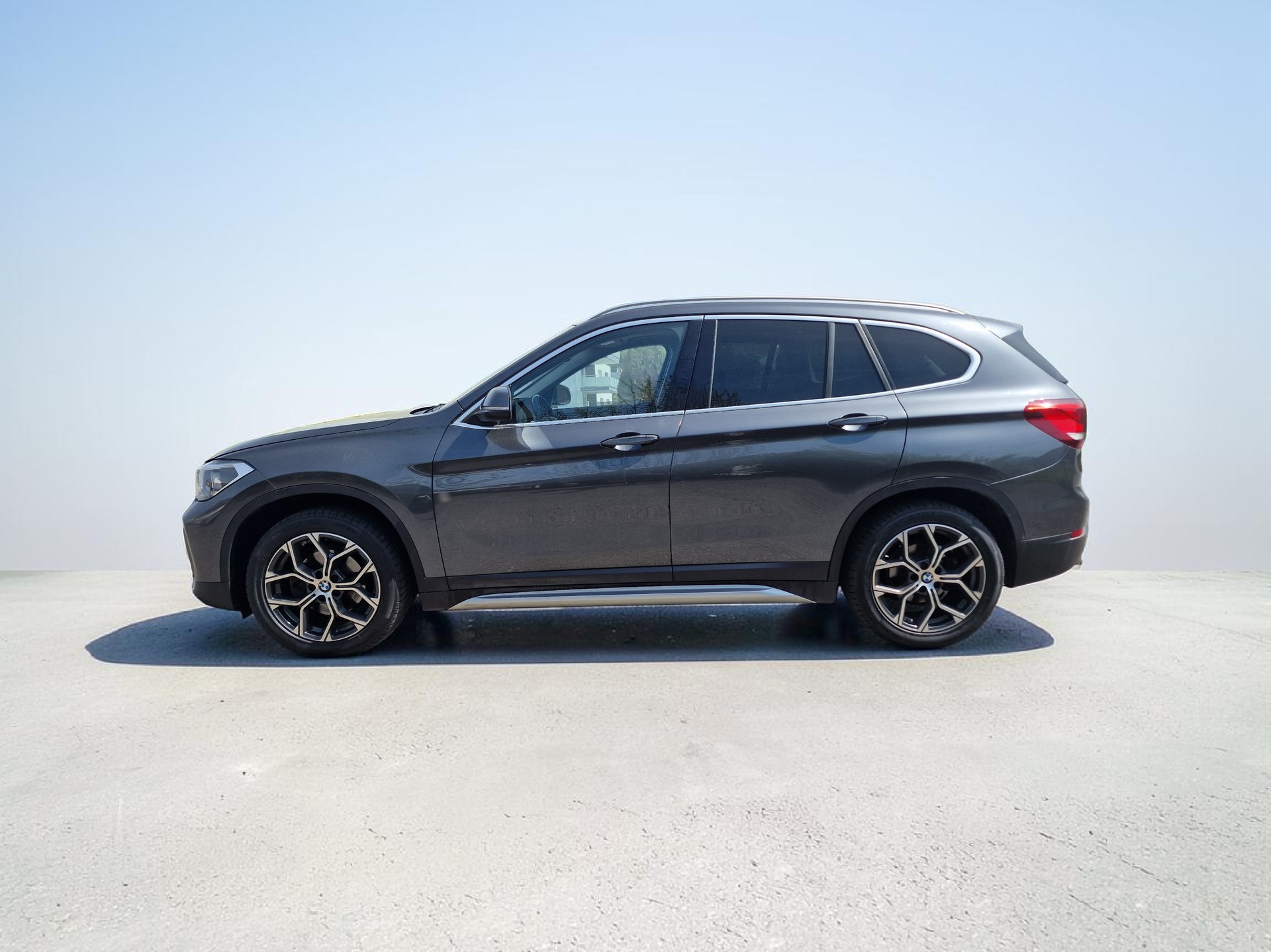 BMW X1 xDrive 18d xLine Steptronic 24Mt Gara Fulloption-image-4