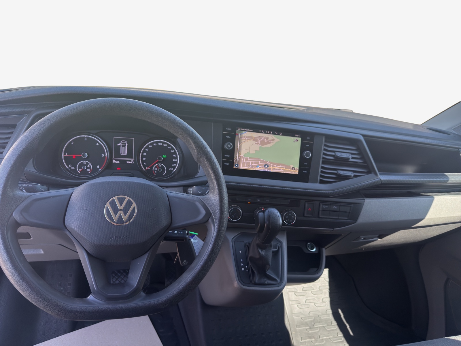 VW T6.1 2.0 TDI DSG-image-8