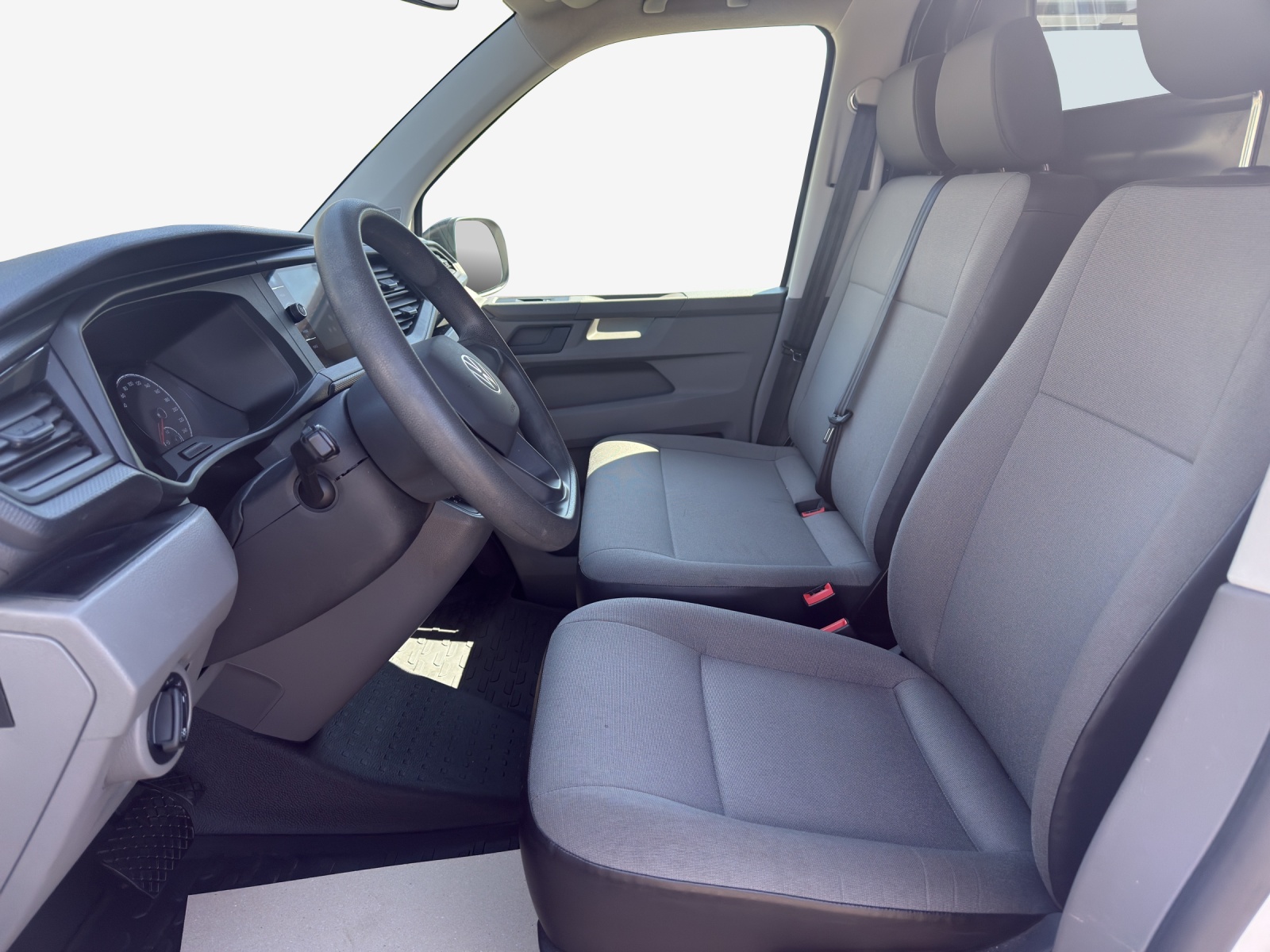 VW T6.1 2.0 TDI DSG-image-7