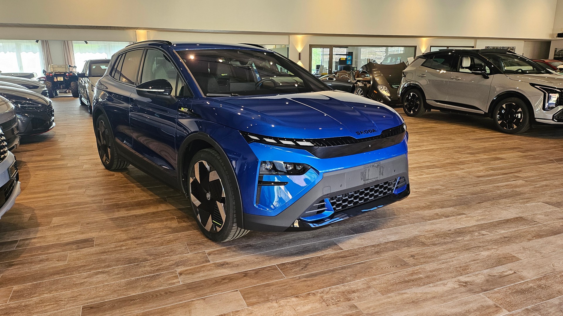 SKODA Elroq RS 4x4-image-4
