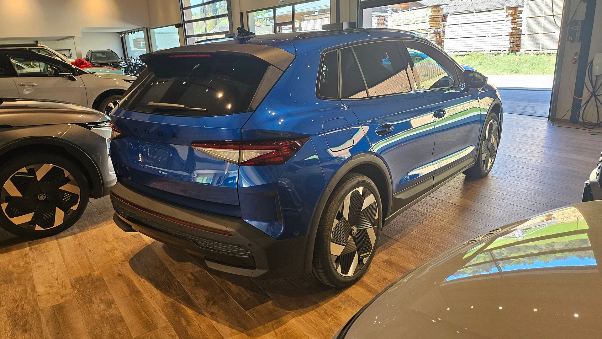 SKODA Elroq RS 4x4-image-8