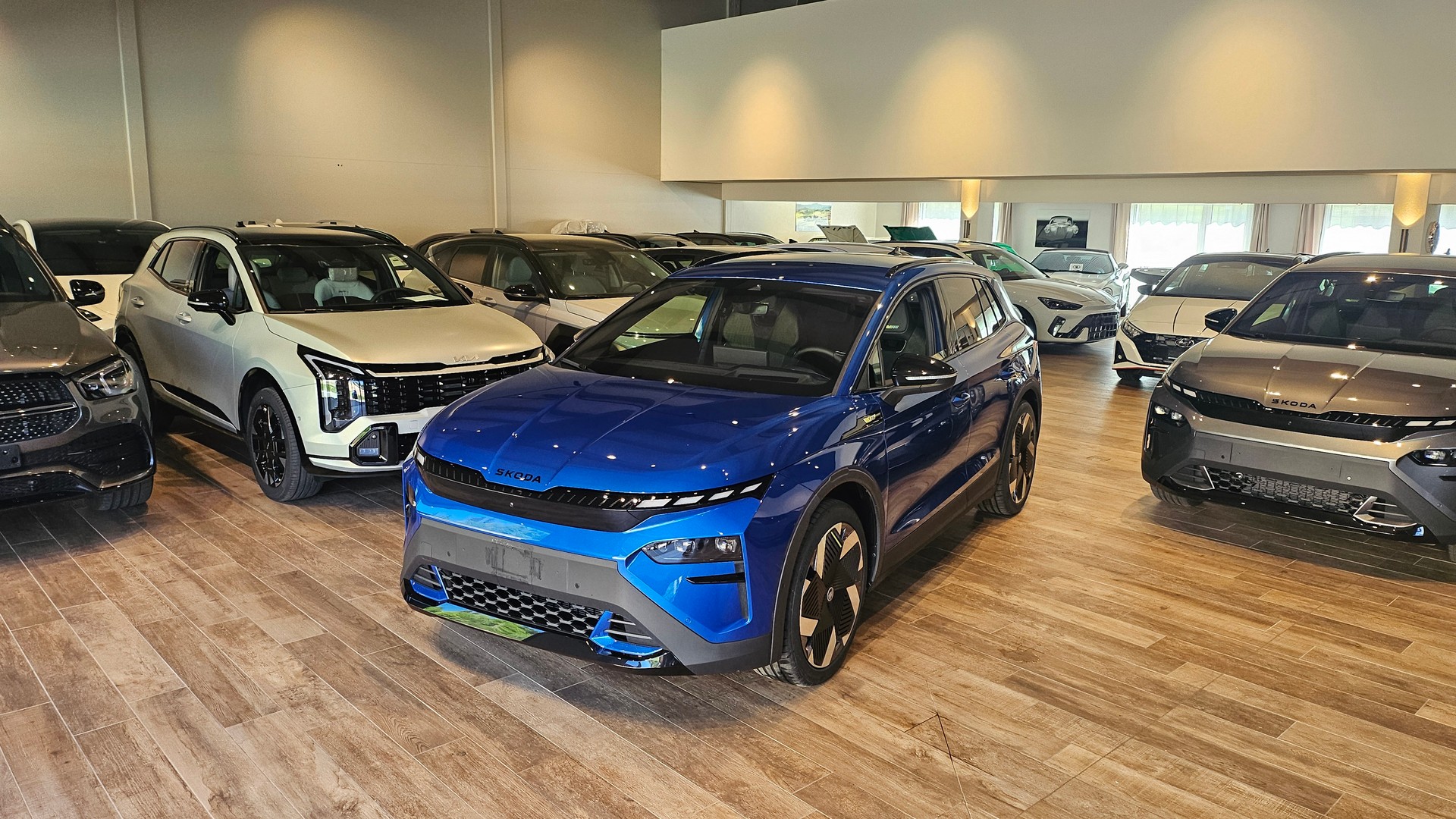 SKODA Elroq RS 4x4-image-1