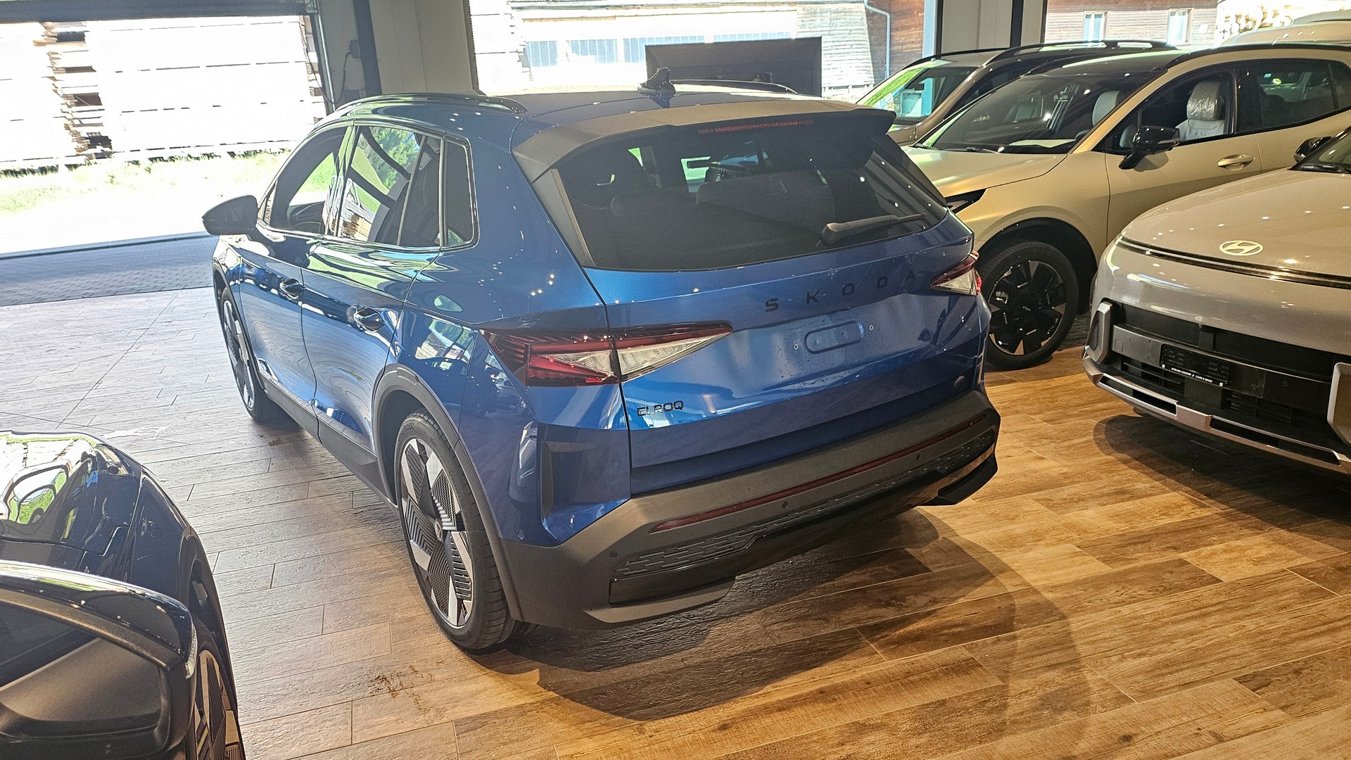 SKODA Elroq RS 4x4-image-12