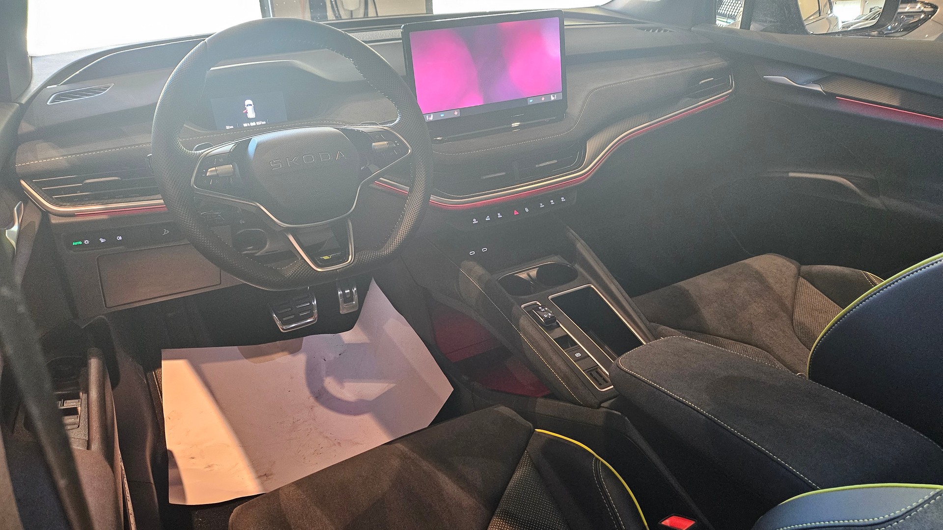 SKODA Elroq RS 4x4-image-21