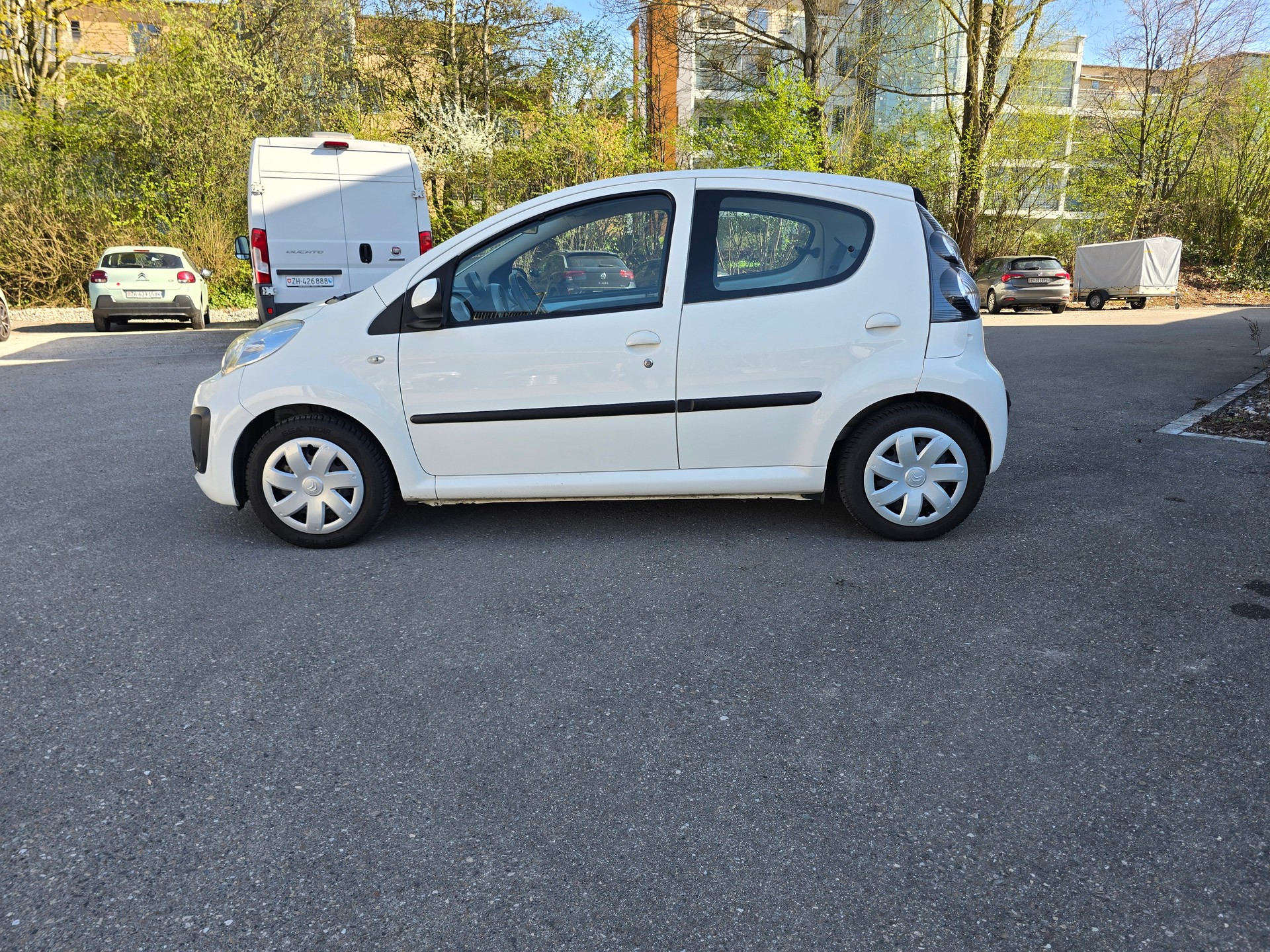 CITROEN C1 1.0i Exclusive EGS-image-5