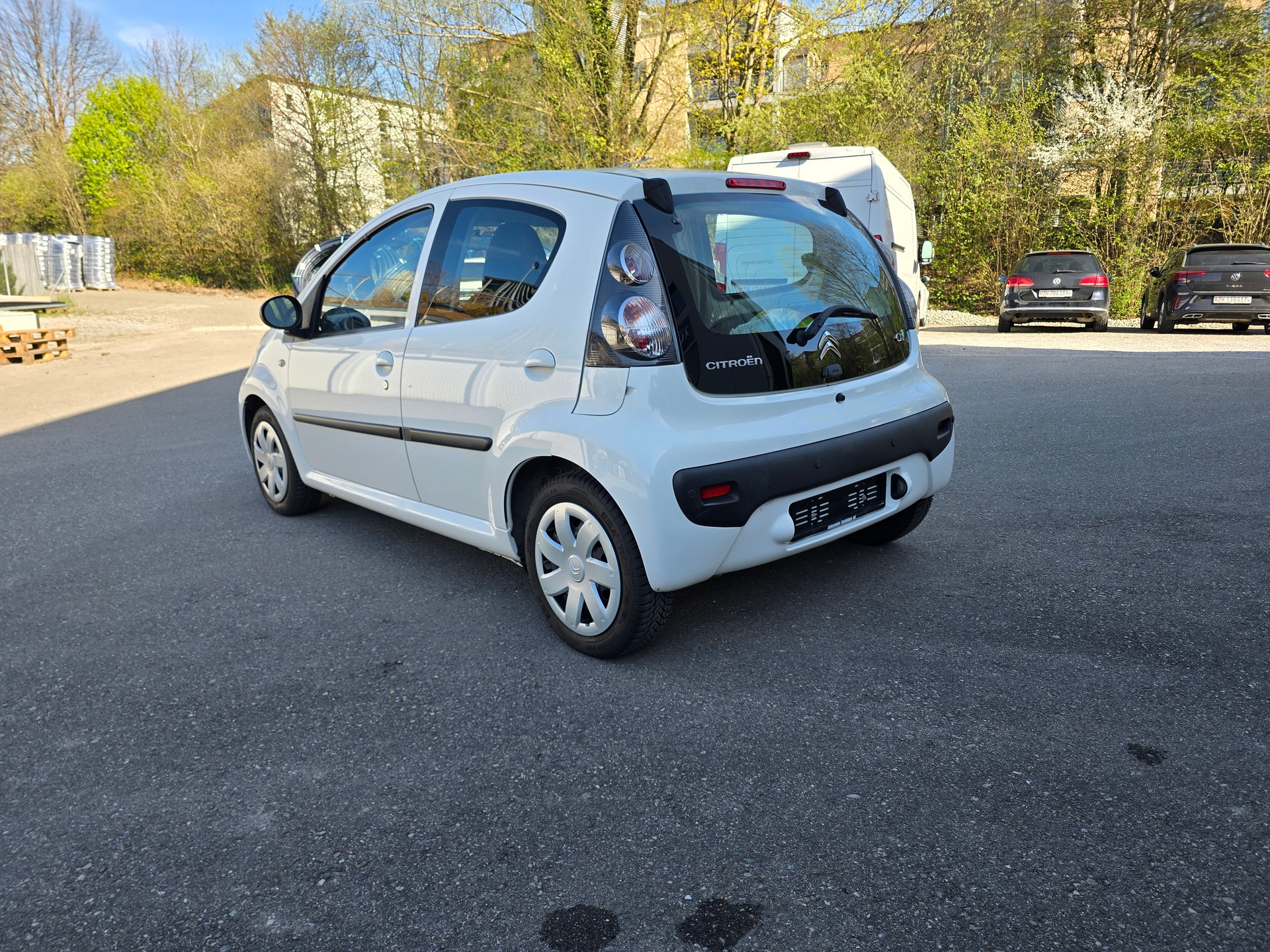 CITROEN C1 1.0i Exclusive EGS-image-4