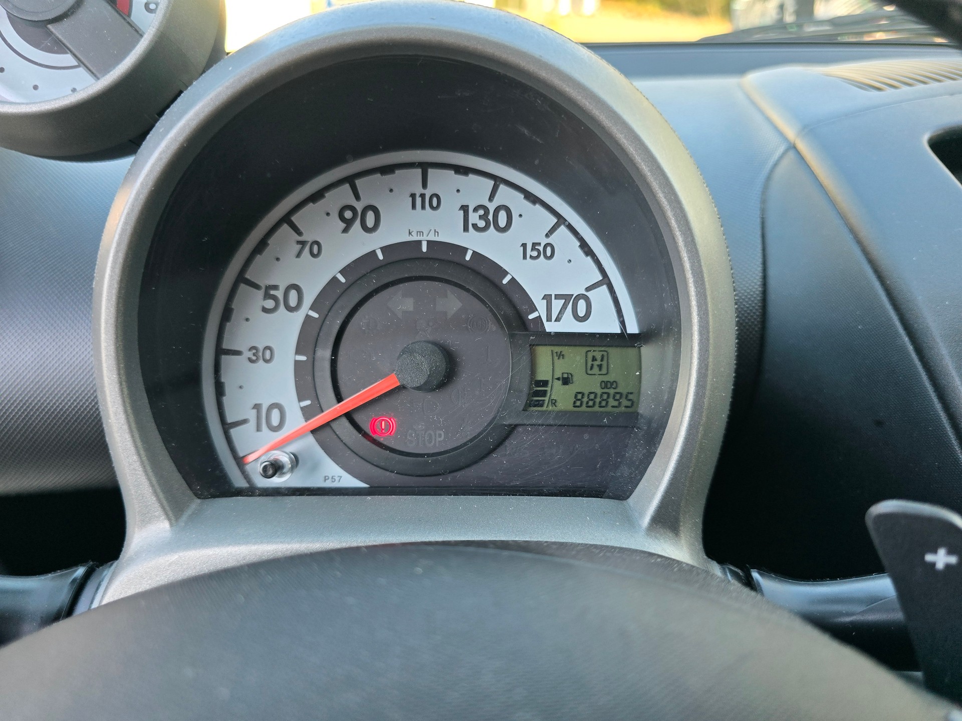CITROEN C1 1.0i Exclusive EGS-image-8