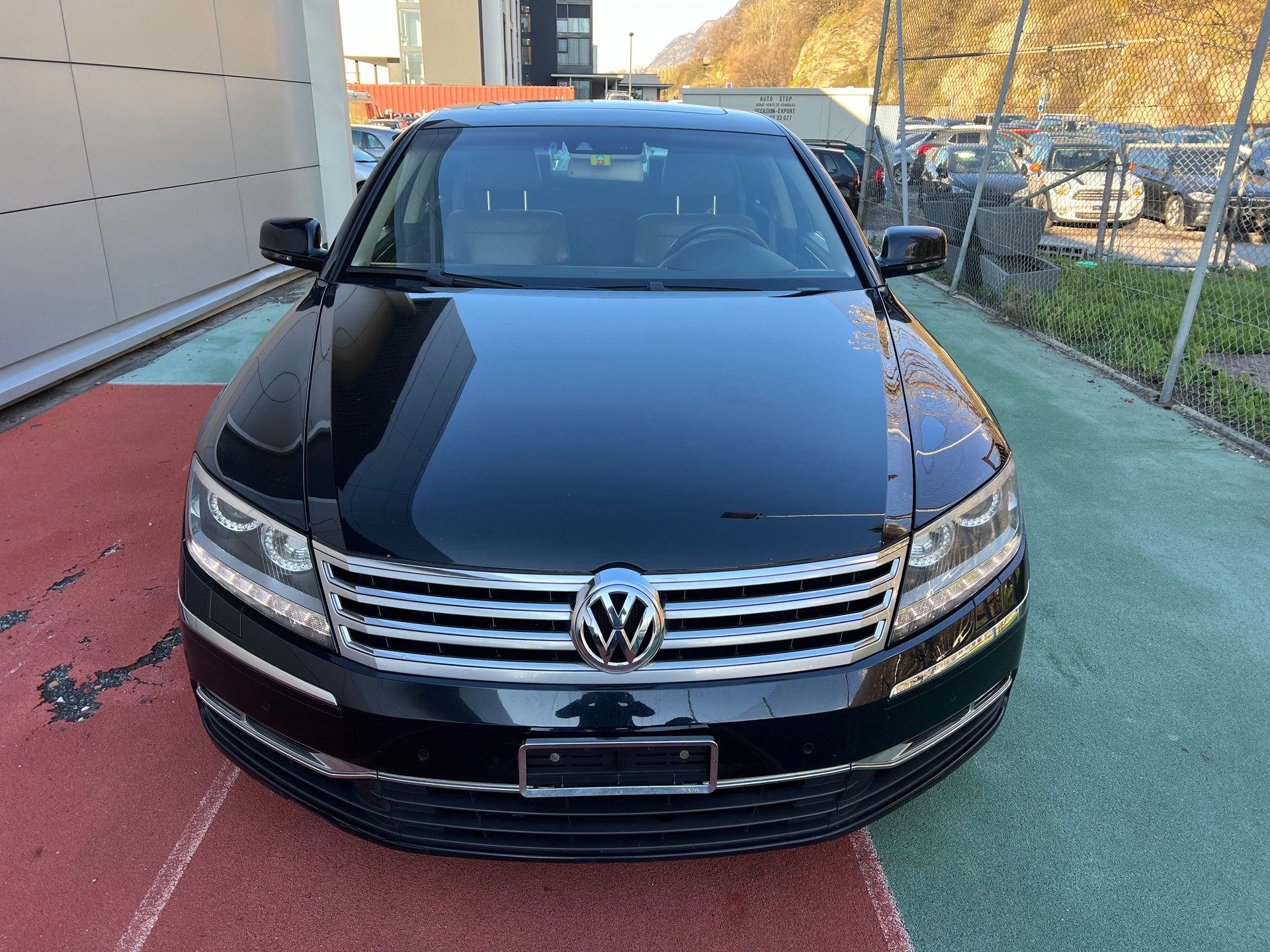 VW Phaeton 3.0 TDi V6 4Motion Tiptronic-image-2