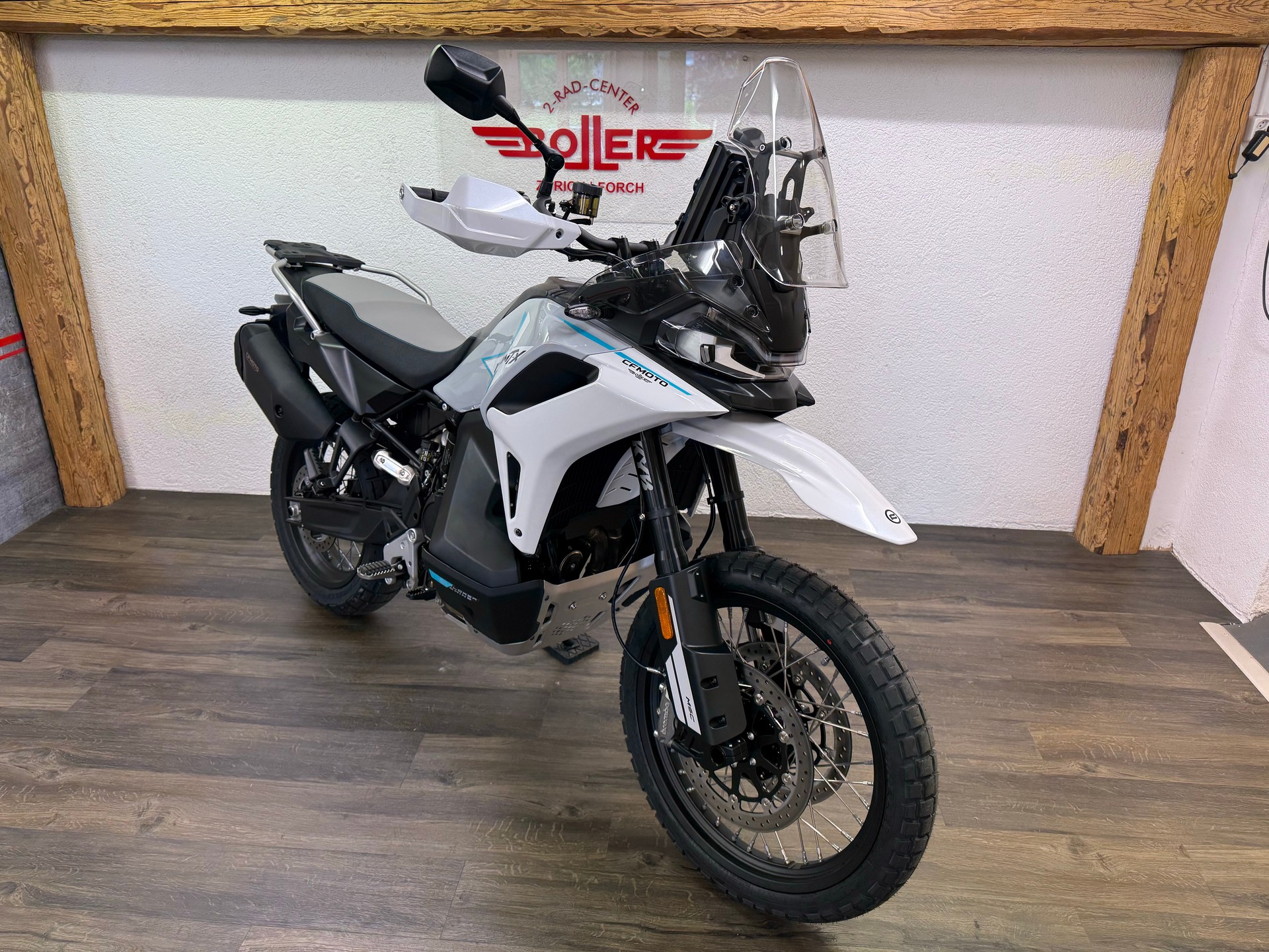 CF MOTO 1000 MT-X