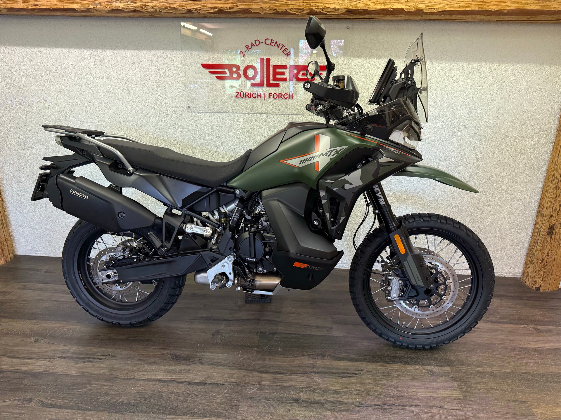 CF MOTO 1000 MT-X-showroom-element-1