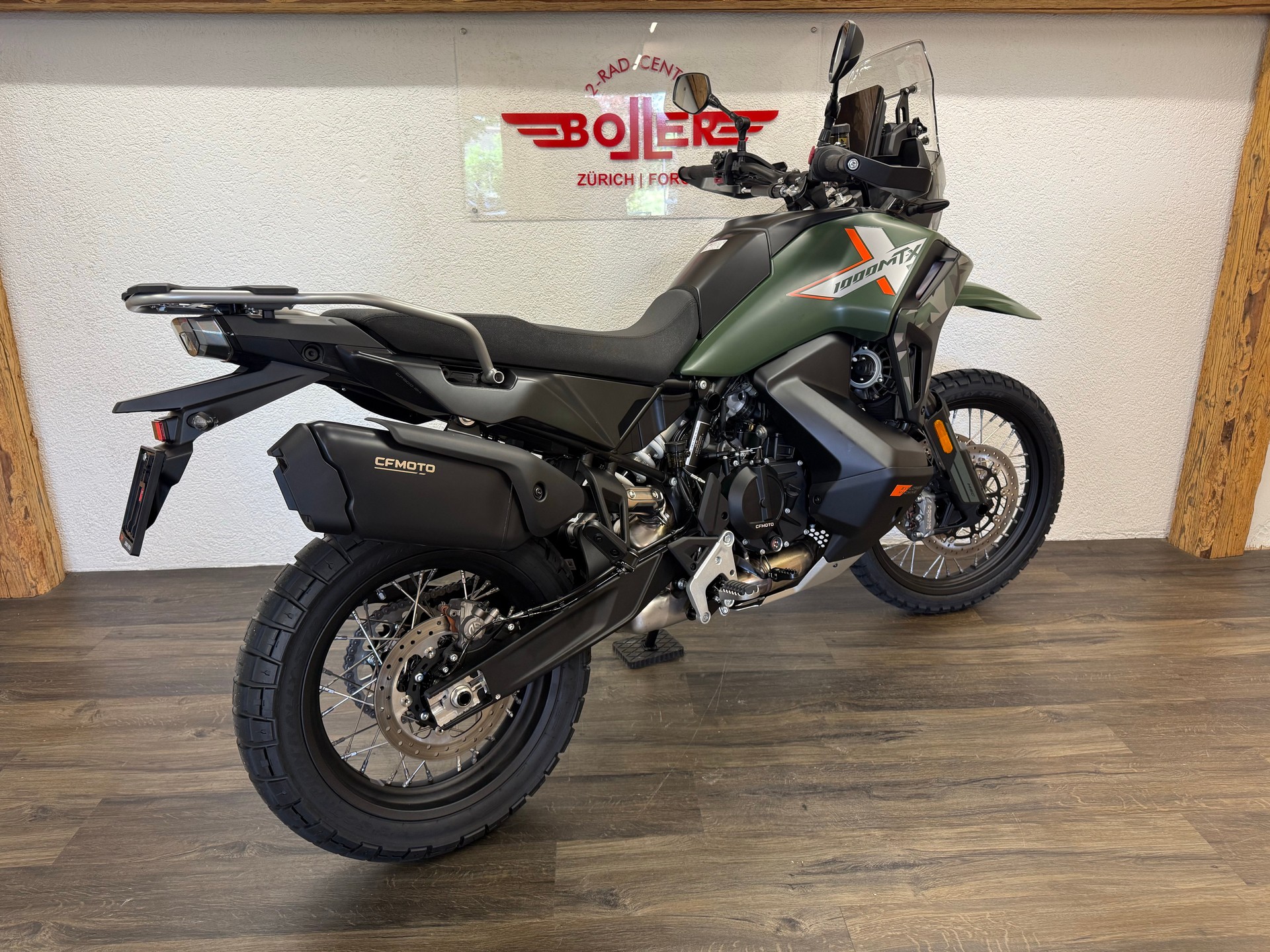 CF MOTO 1000 MT-X-showroom-element-3