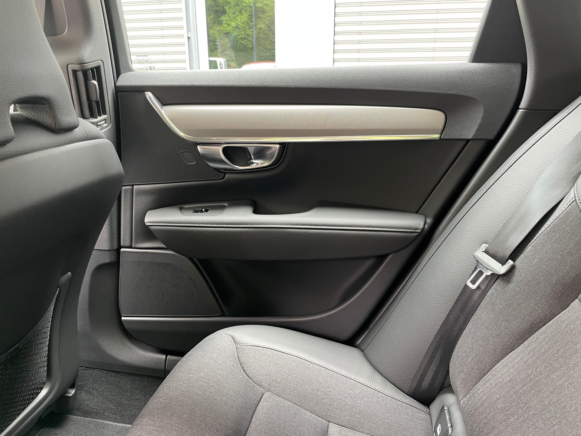 VOLVO V90 T6 eAWD Plug in Hybrid Plus Dark Geartronic-image-16