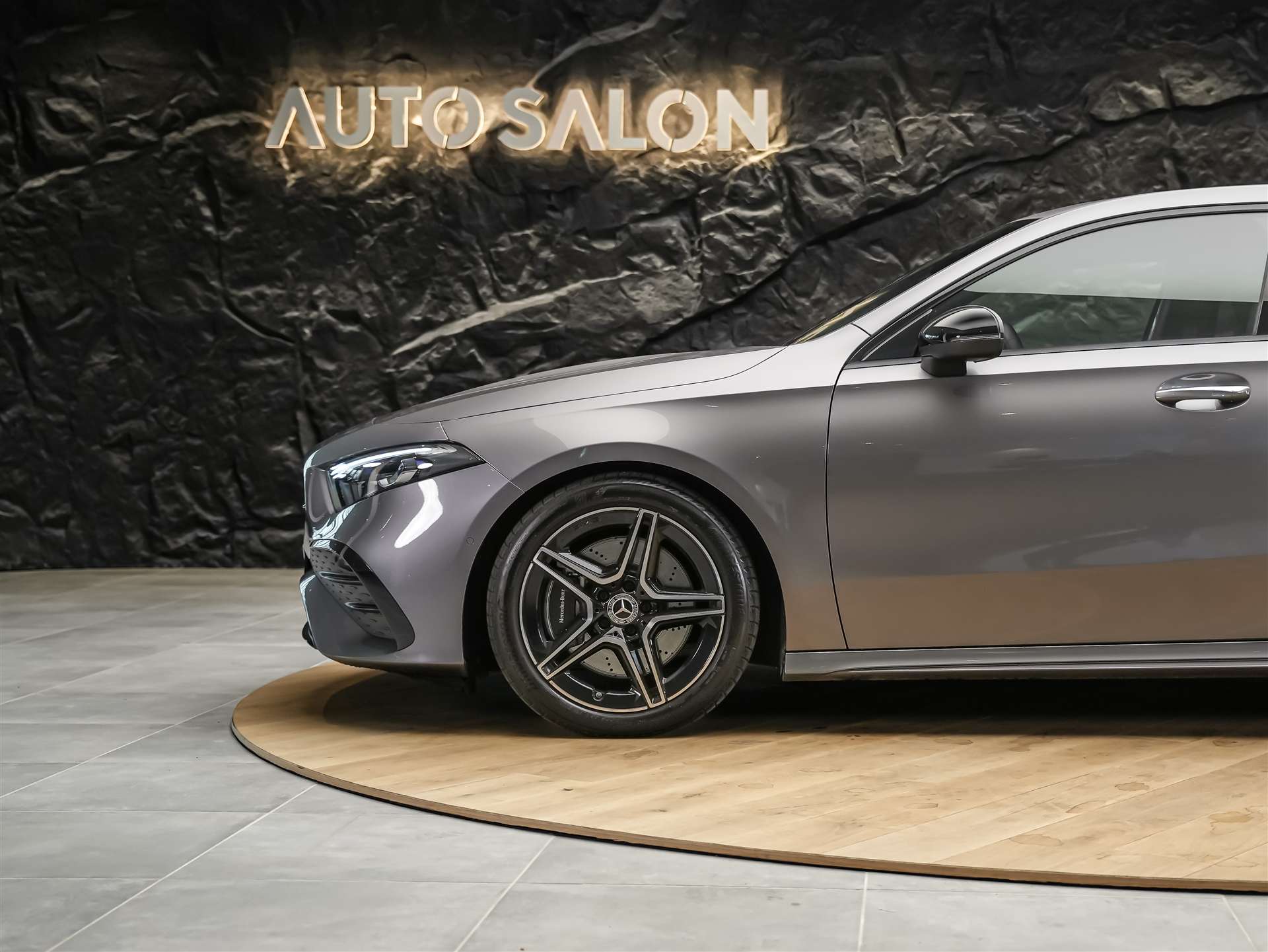 MERCEDES-BENZ A 250 AMG Line 4Matic 8G-DCT *Facelift*Multibeam LED*AMG Line Advanced plus*-image-13