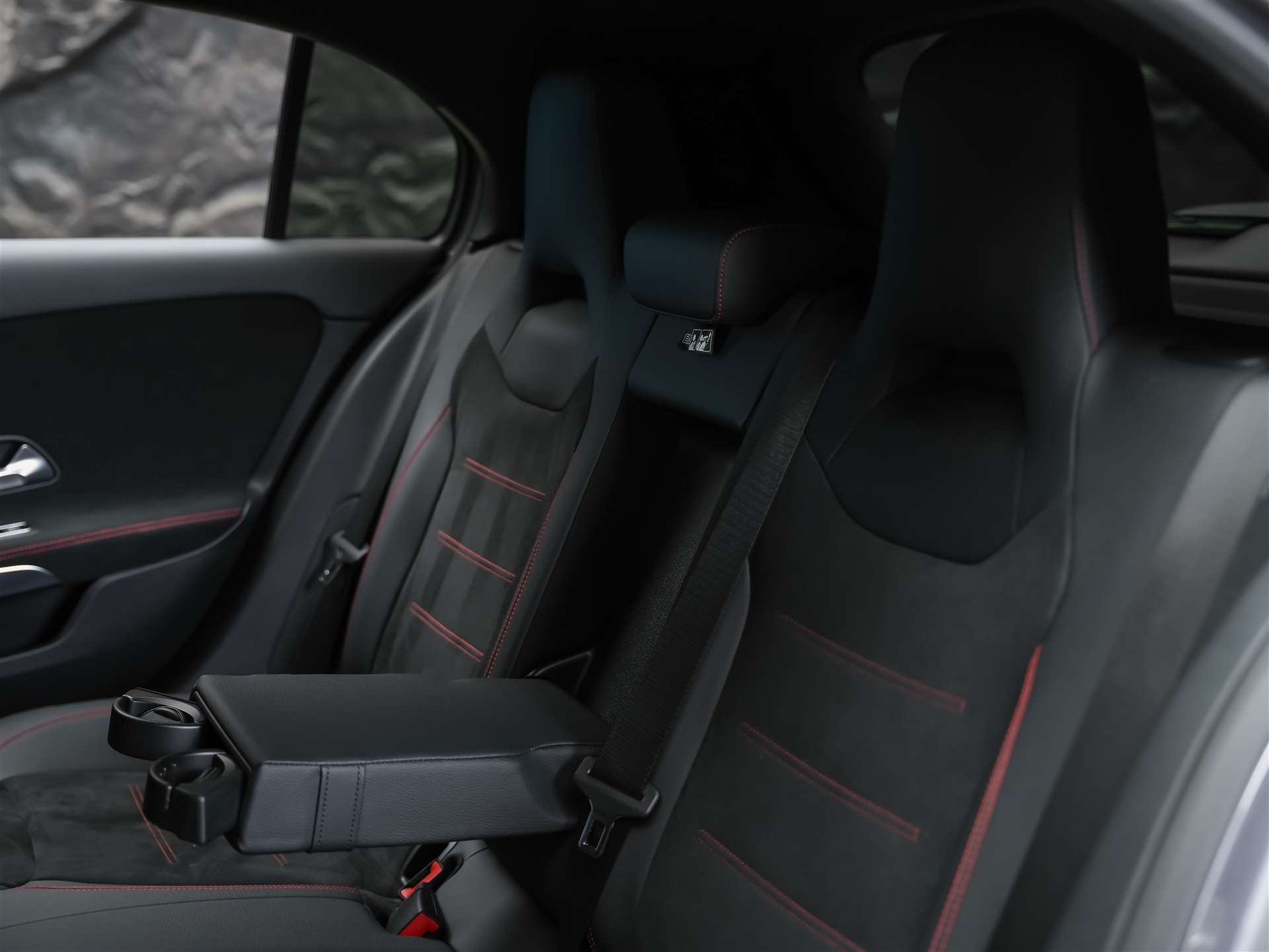 MERCEDES-BENZ A 250 AMG Line 4Matic 8G-DCT *Facelift*Multibeam LED*AMG Line Advanced plus*-image-11