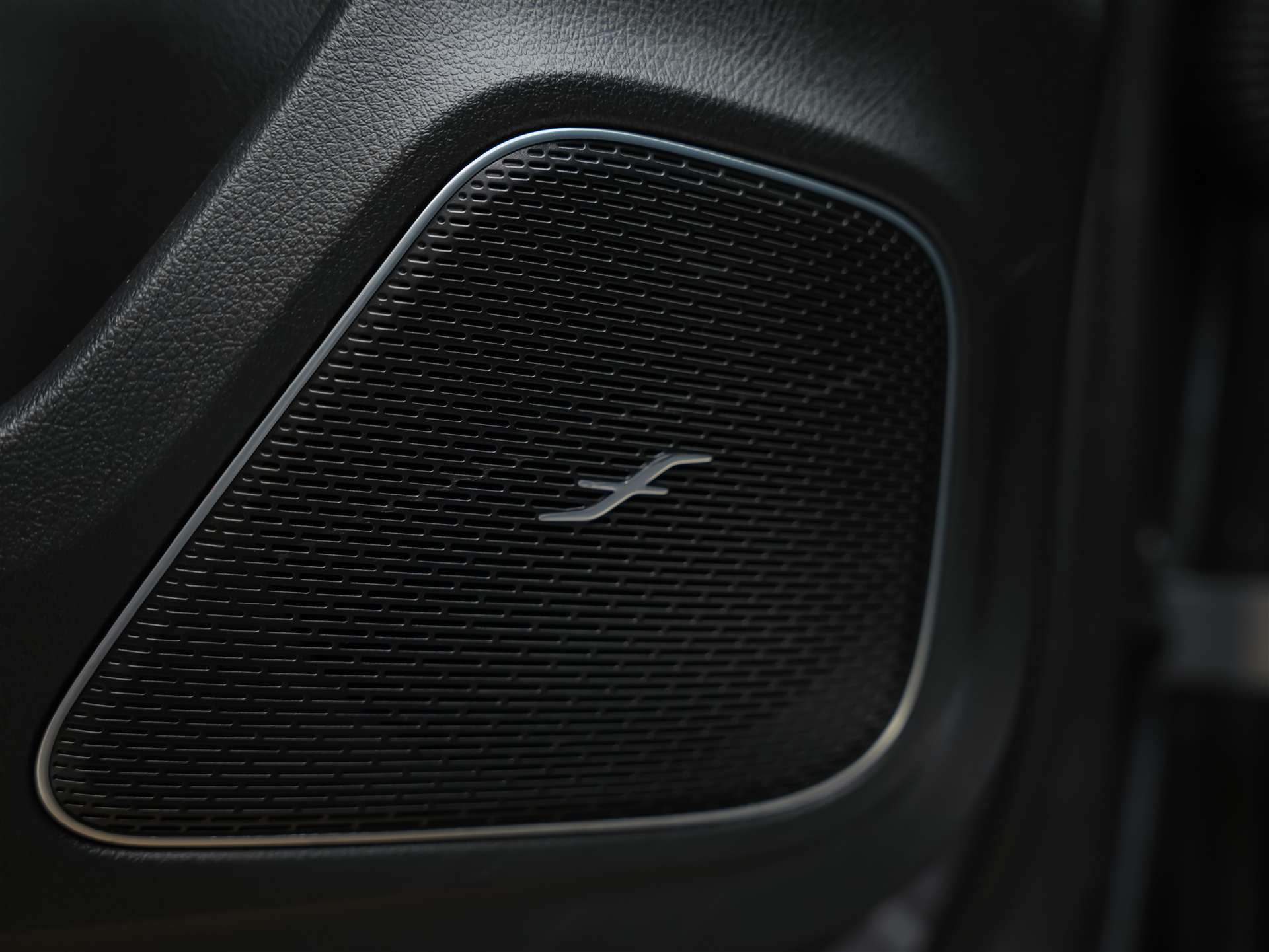 MERCEDES-BENZ A 250 AMG Line 4Matic 8G-DCT *Facelift*Multibeam LED*AMG Line Advanced plus*-image-22