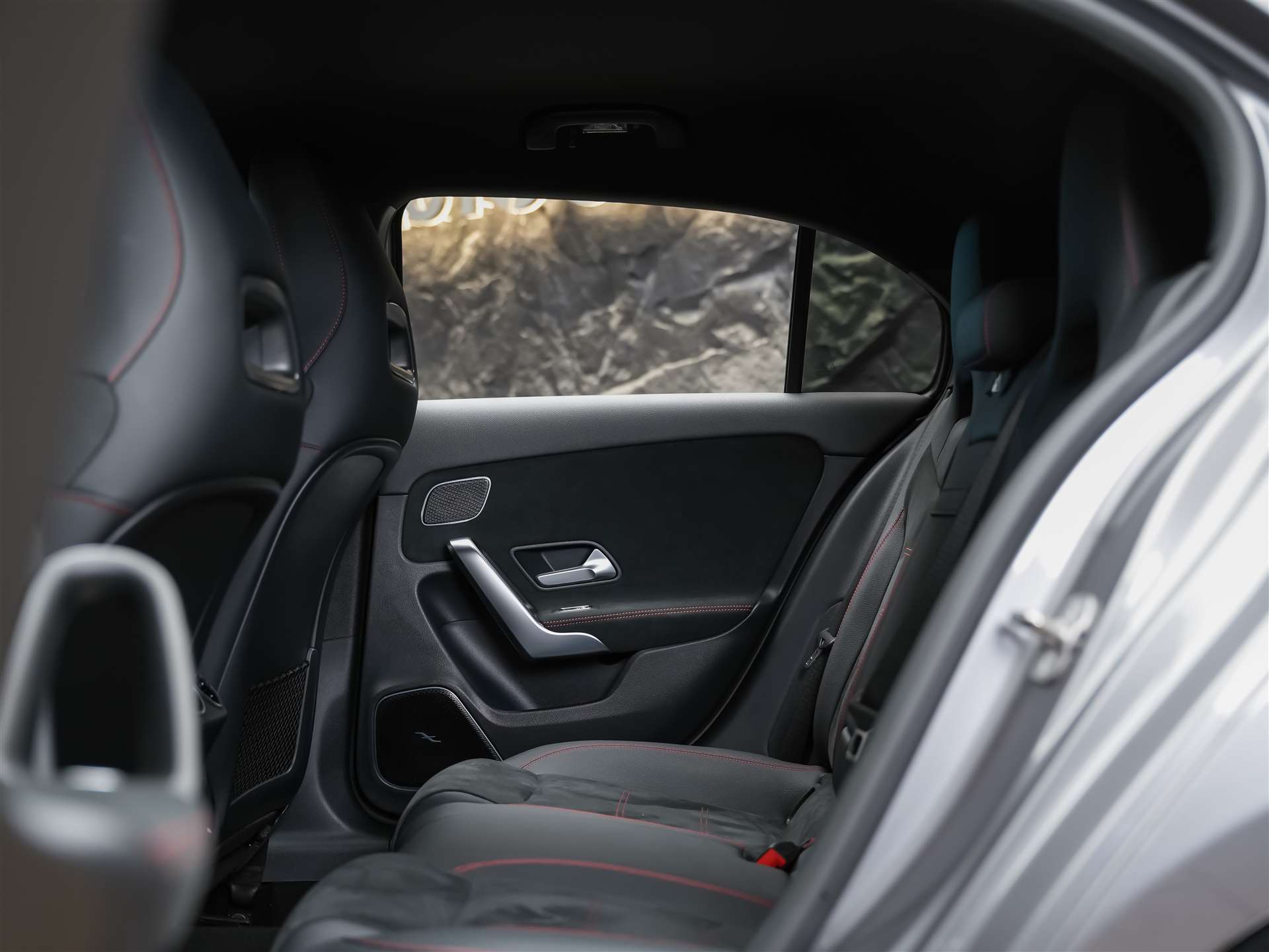 MERCEDES-BENZ A 250 AMG Line 4Matic 8G-DCT *Facelift*Multibeam LED*AMG Line Advanced plus*-image-10