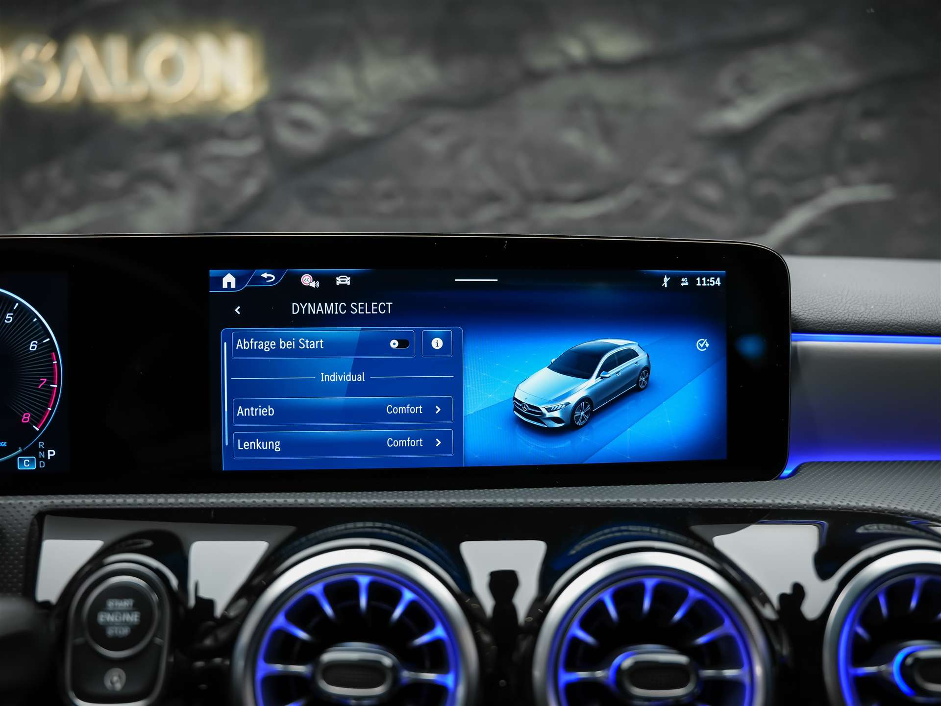 MERCEDES-BENZ A 250 AMG Line 4Matic 8G-DCT *Facelift*Multibeam LED*AMG Line Advanced plus*-image-31
