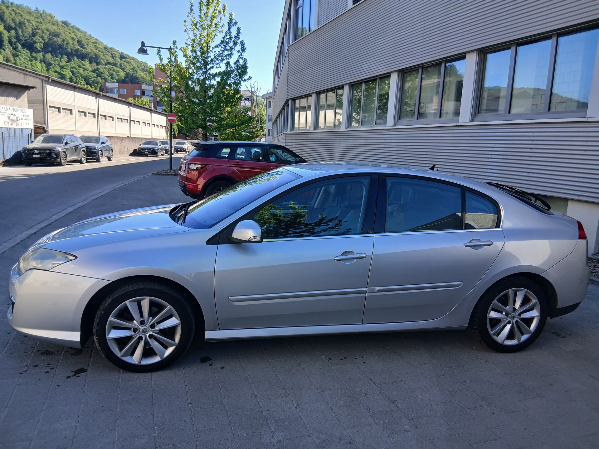 RENAULT Laguna 2.0 16V T Dynamique Automatic-image-1