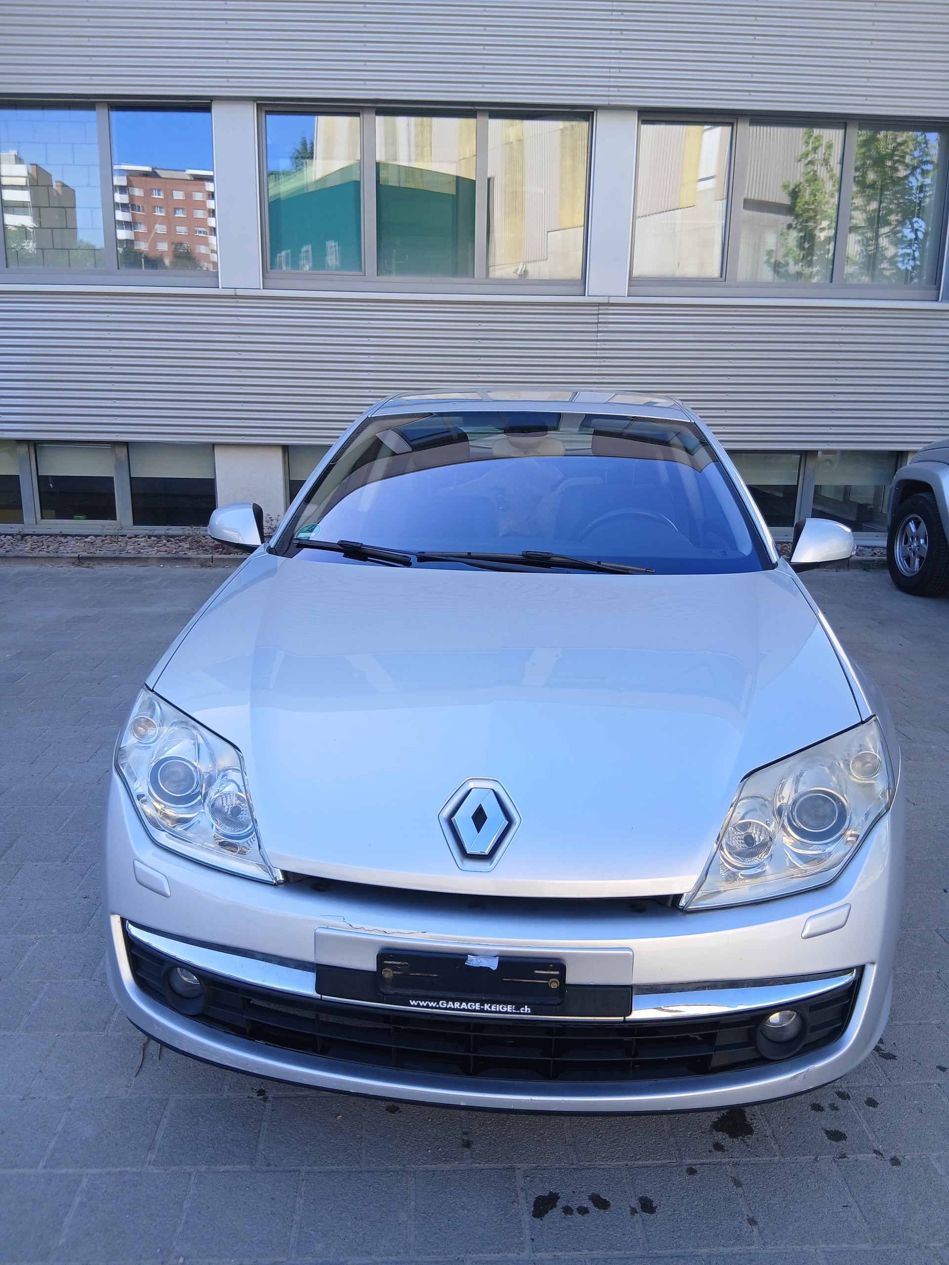 RENAULT Laguna 2.0 16V T Dynamique Automatic-image-0