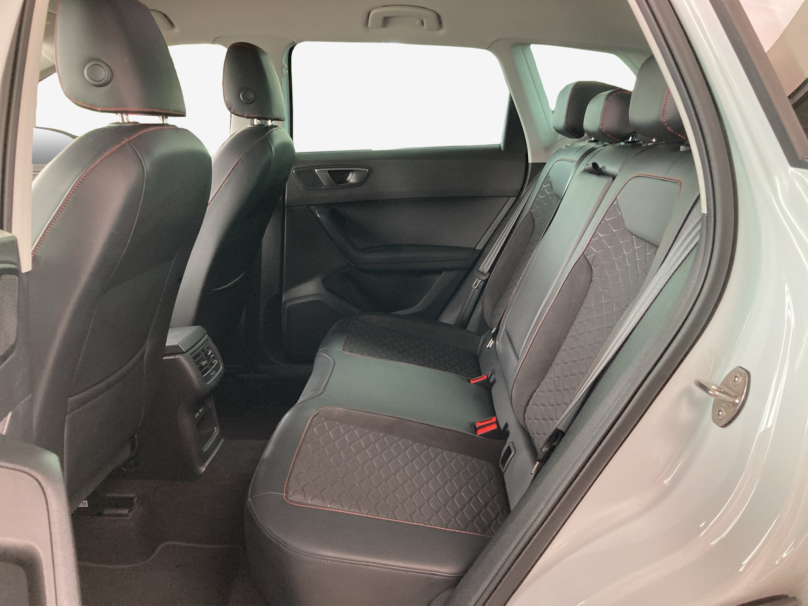 SEAT Ateca 1.5 TSI EVO DSG FR-image-11