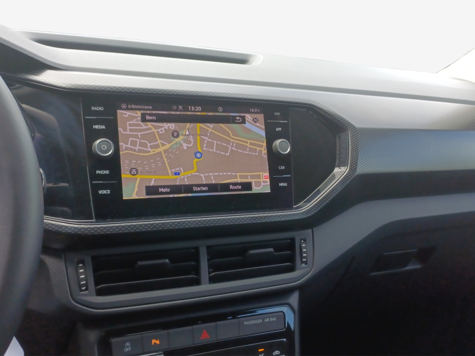 VW T-Cross 1.0 TSI Life-image-10