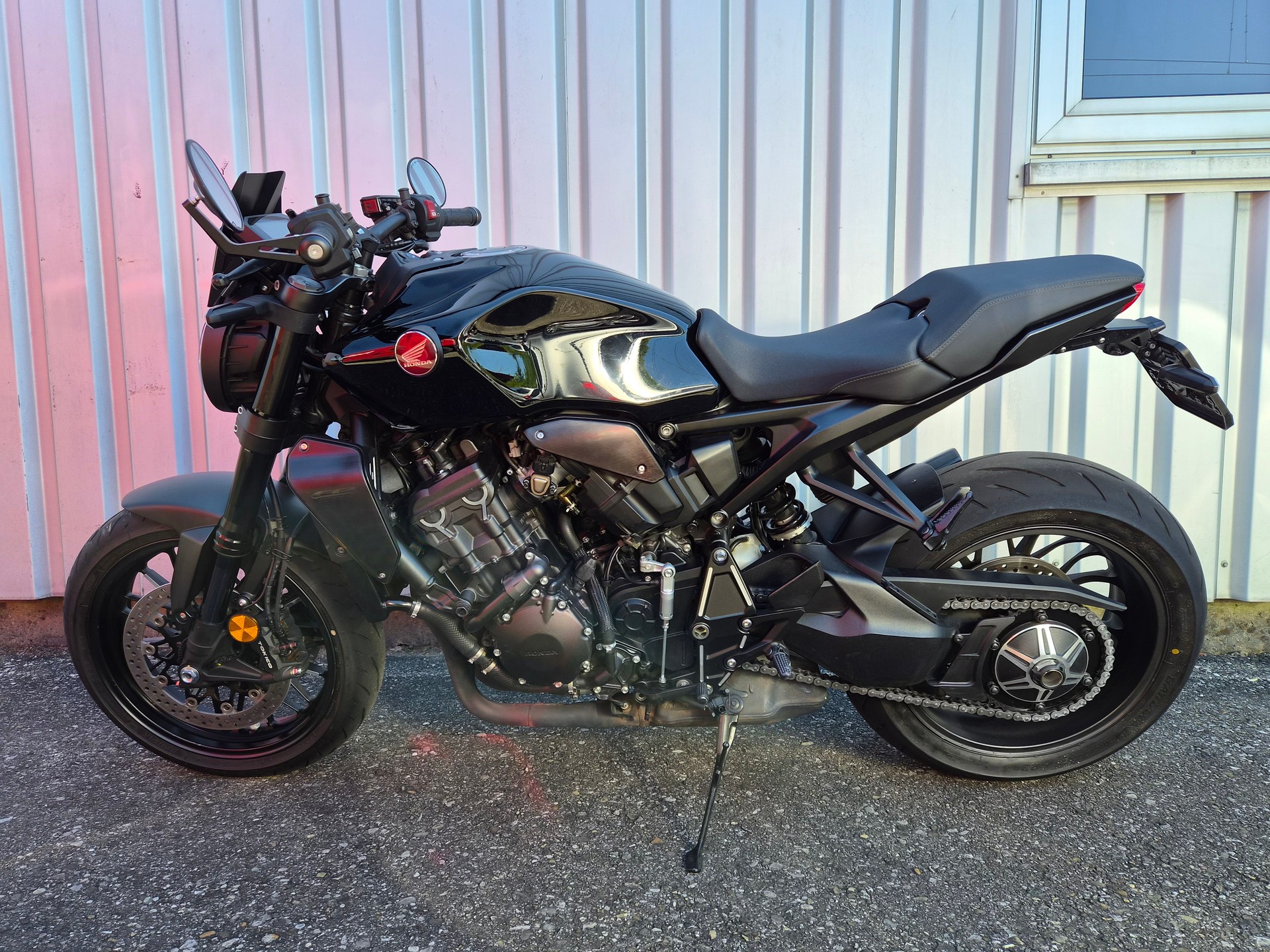HONDA CB 1000 R Black Edition-image-8