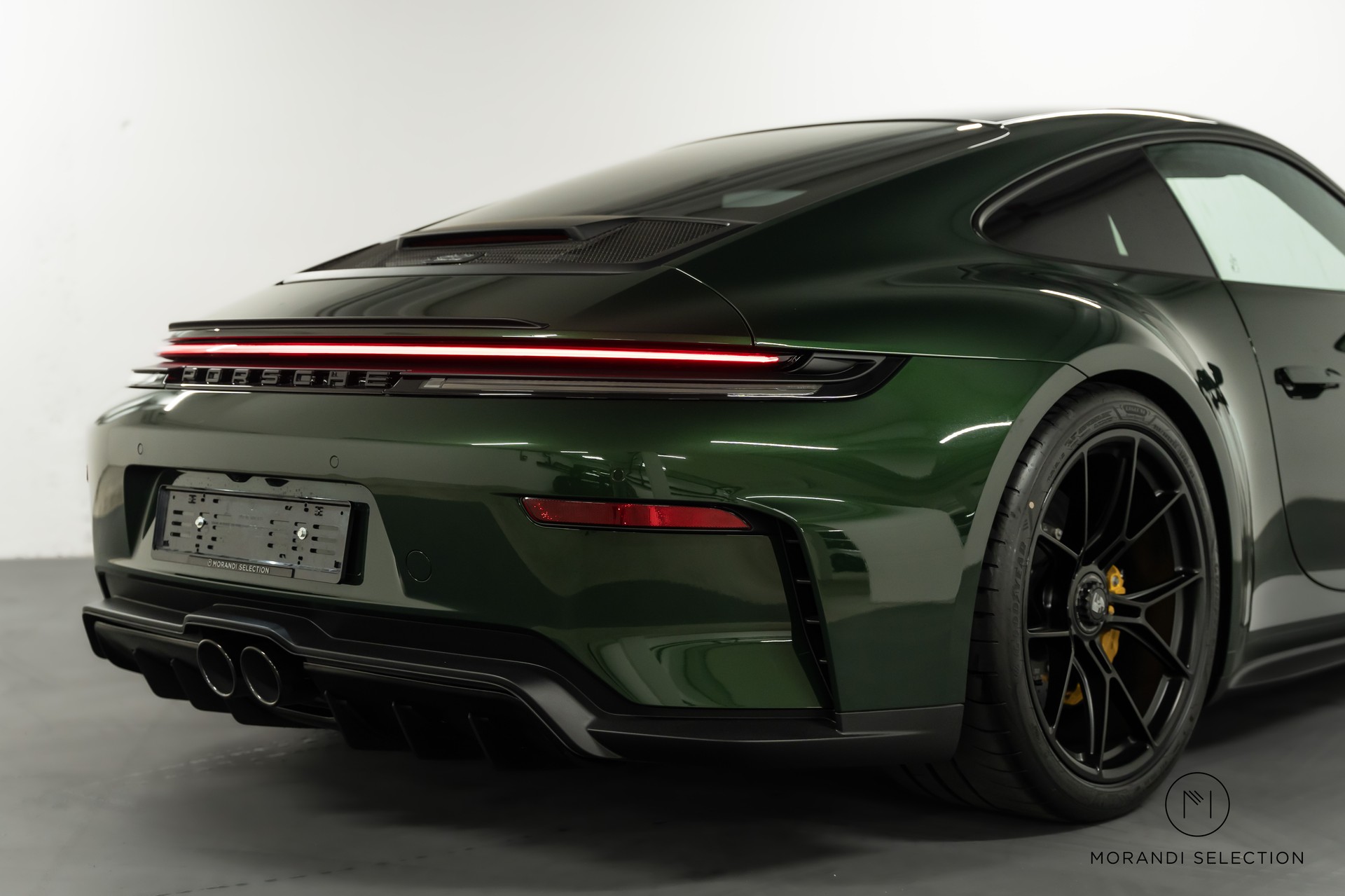 PORSCHE 911 Coupé 4.0 GT3 Touring PDK-image-4