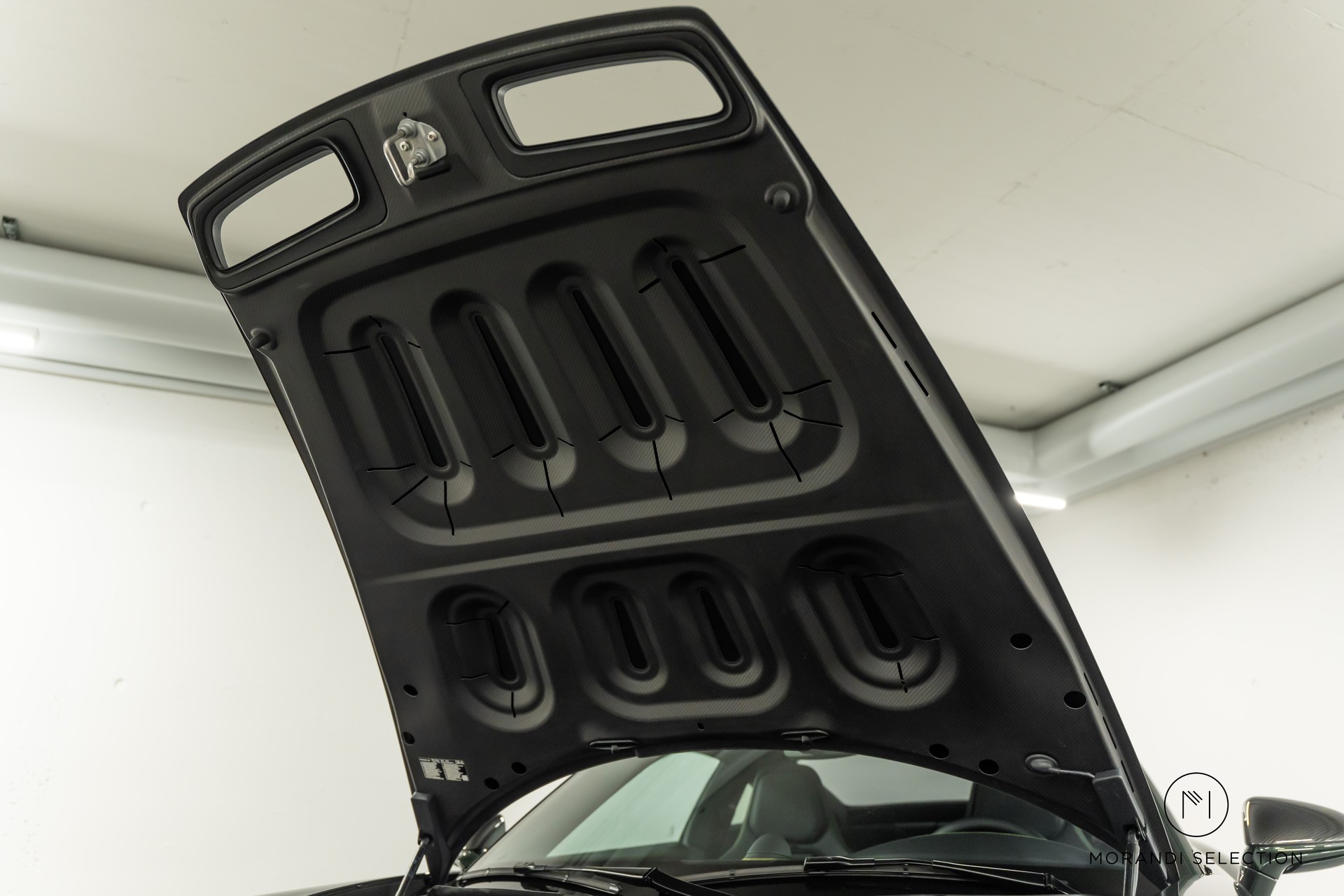 PORSCHE 911 Coupé 4.0 GT3 Touring PDK-image-11