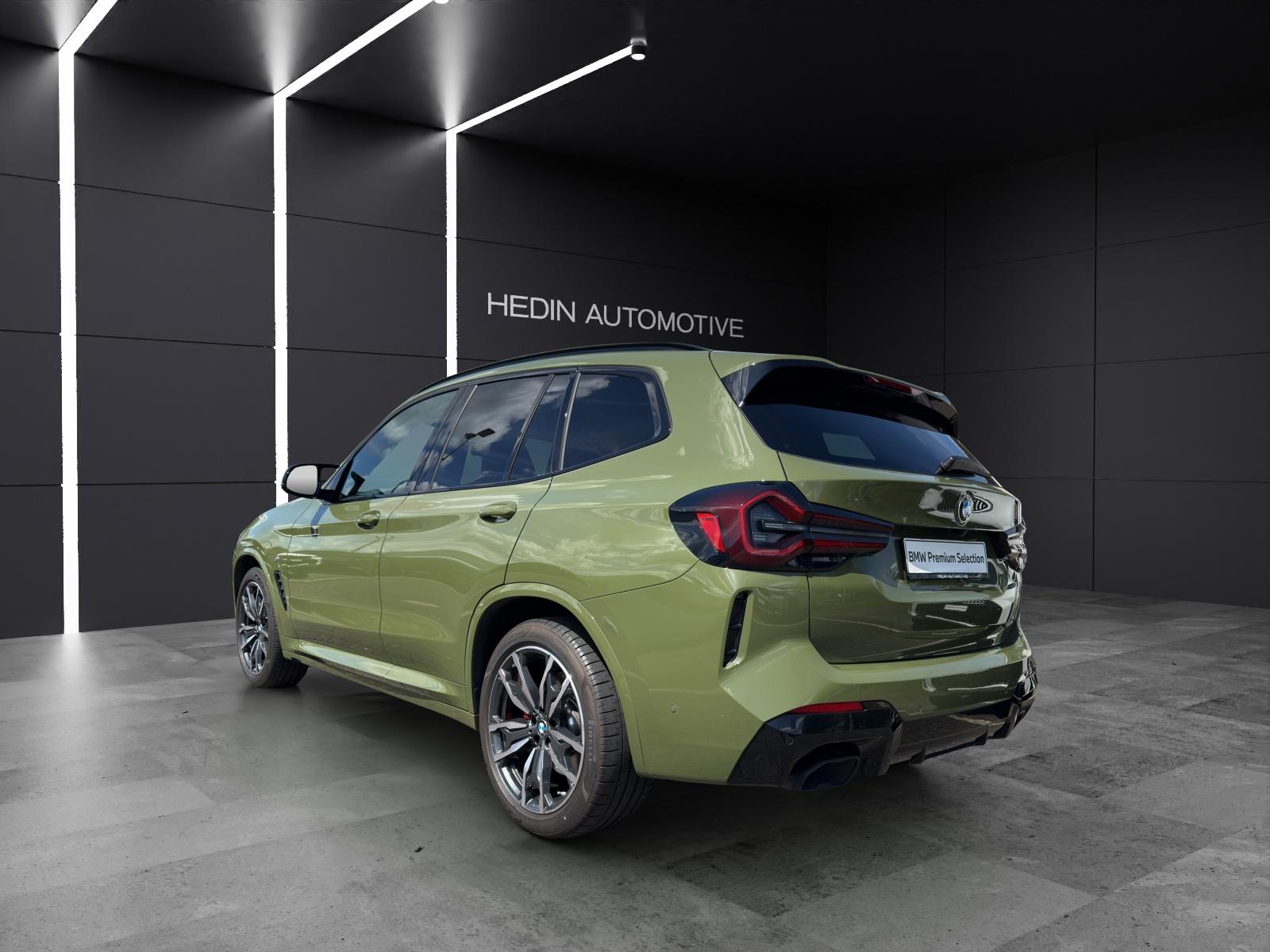 BMW X3 M40i-showroom-element-2