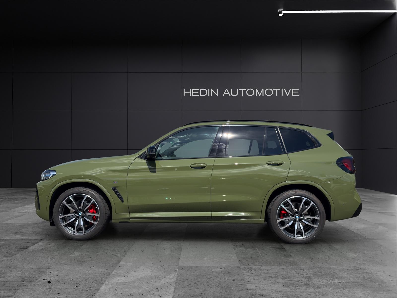 BMW X3 M40i-showroom-element-1