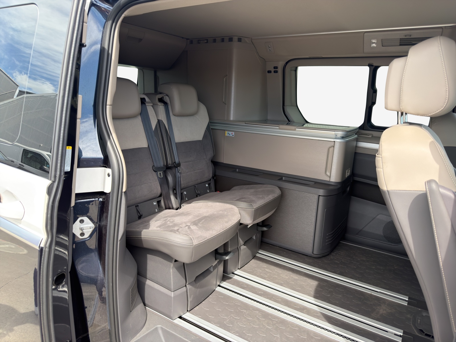 VW California 2.0 TSI Ocean Liberty-image-11