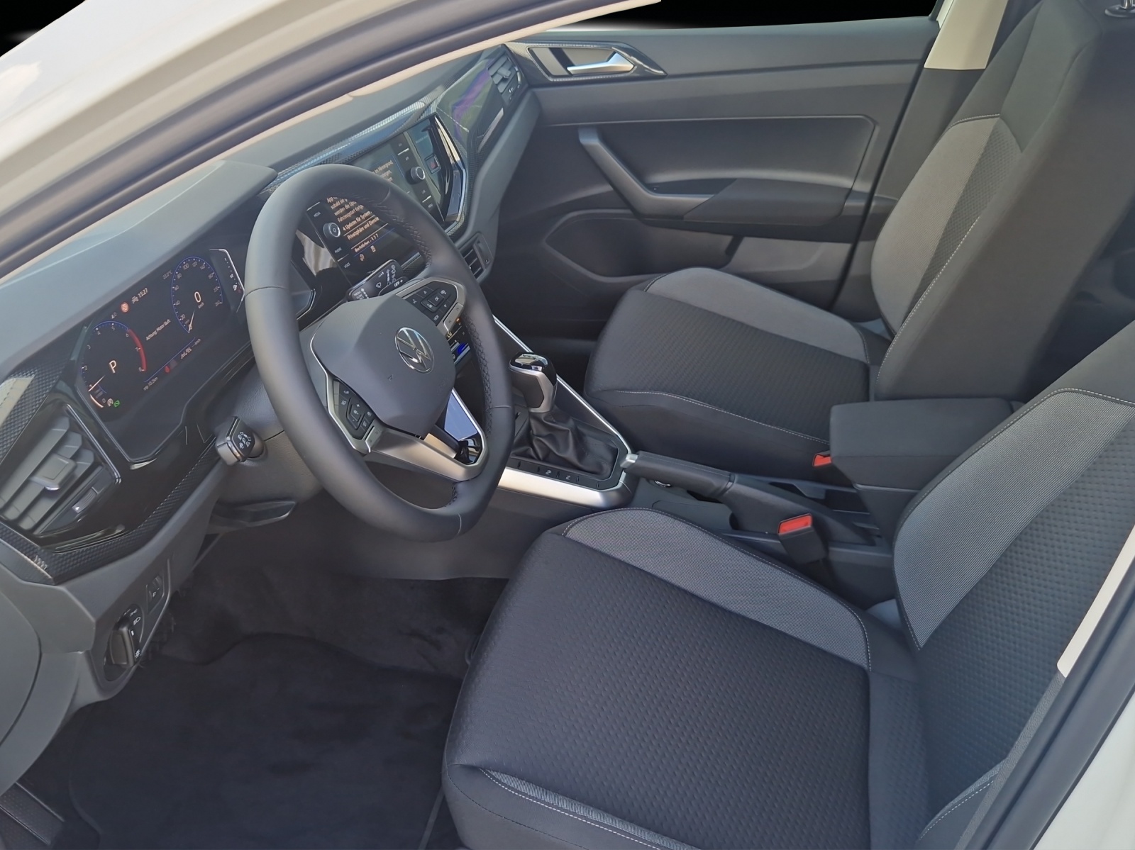 VW Polo 1.0 TSI Life DSG-image-9
