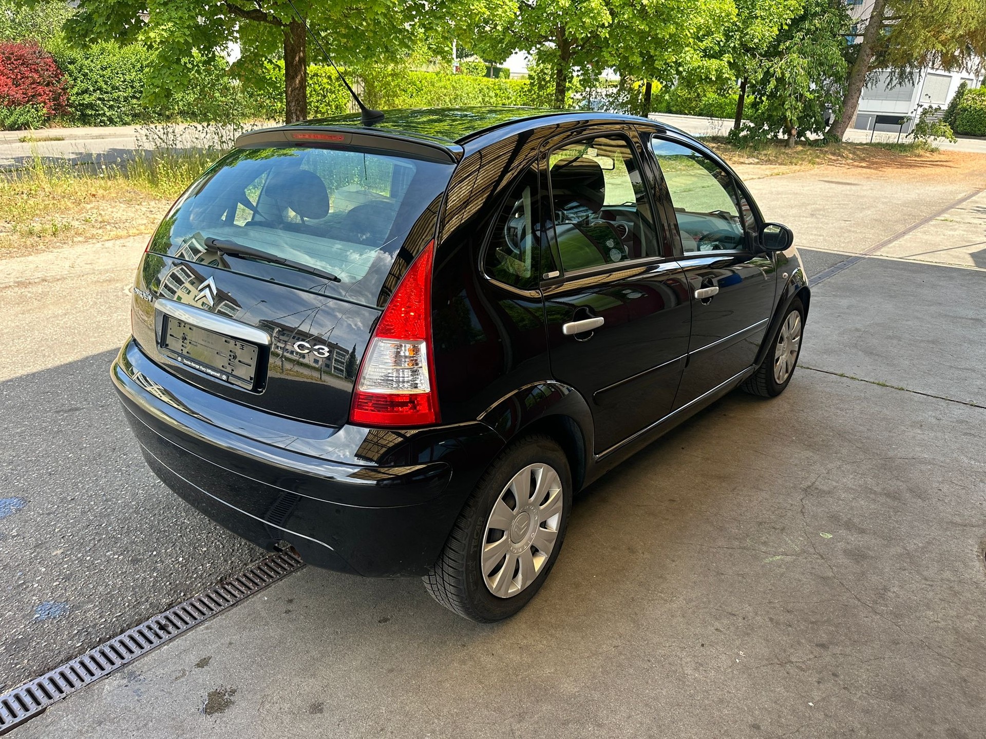 CITROEN C3 1.4i Exclusive-image-5